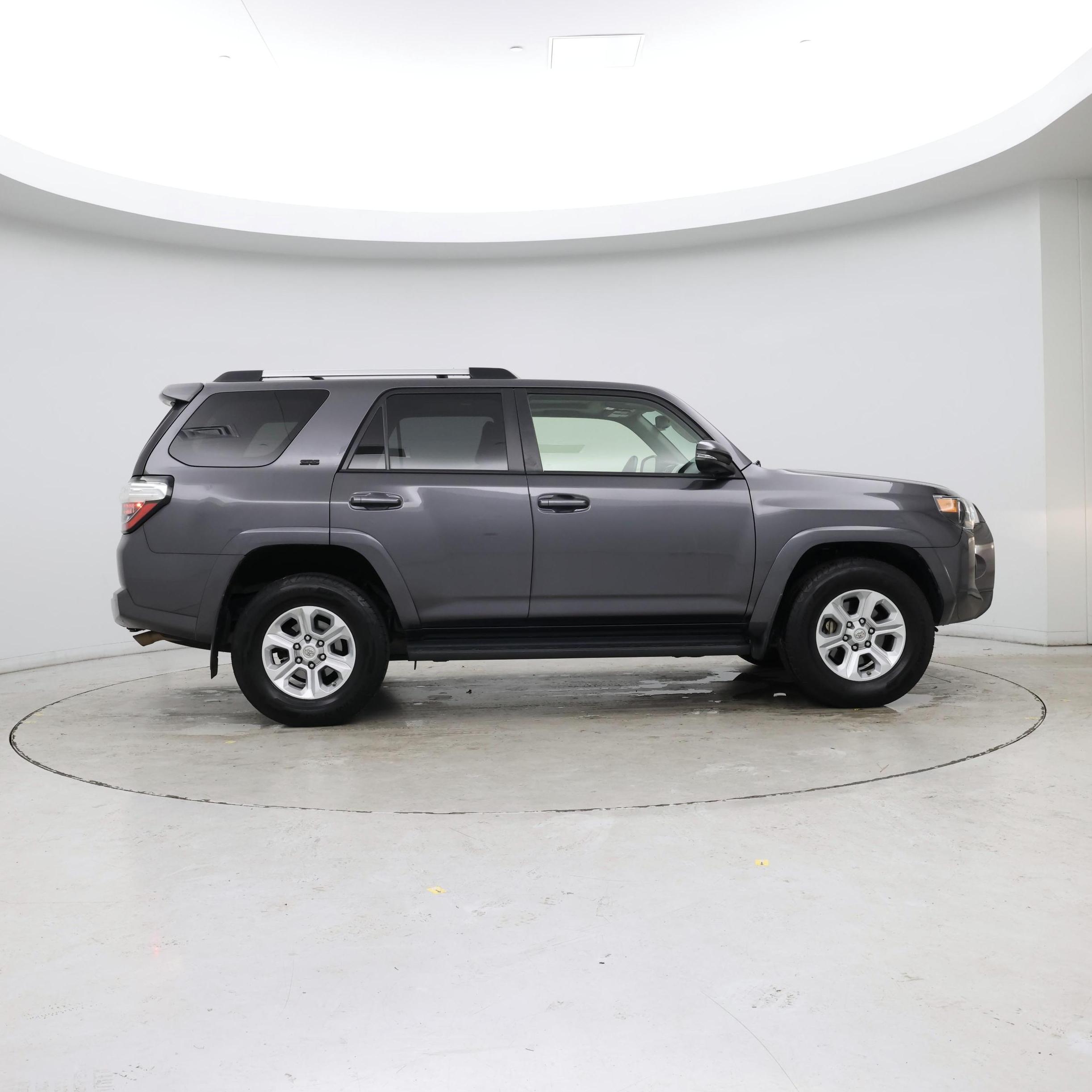 Thumbnail: 2020 Toyota 4Runner - 7
