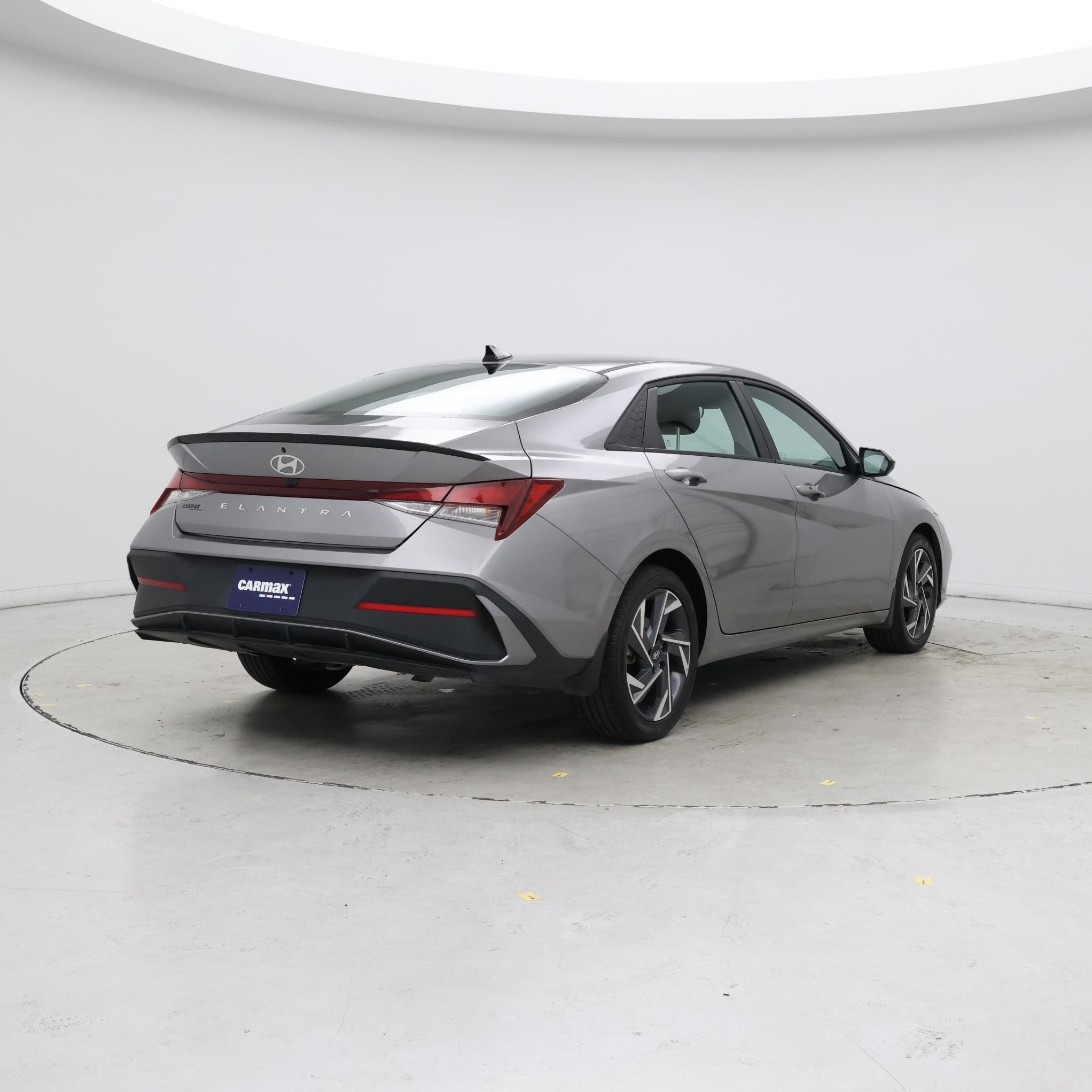 Thumbnail: 2025 Hyundai Elantra - 8