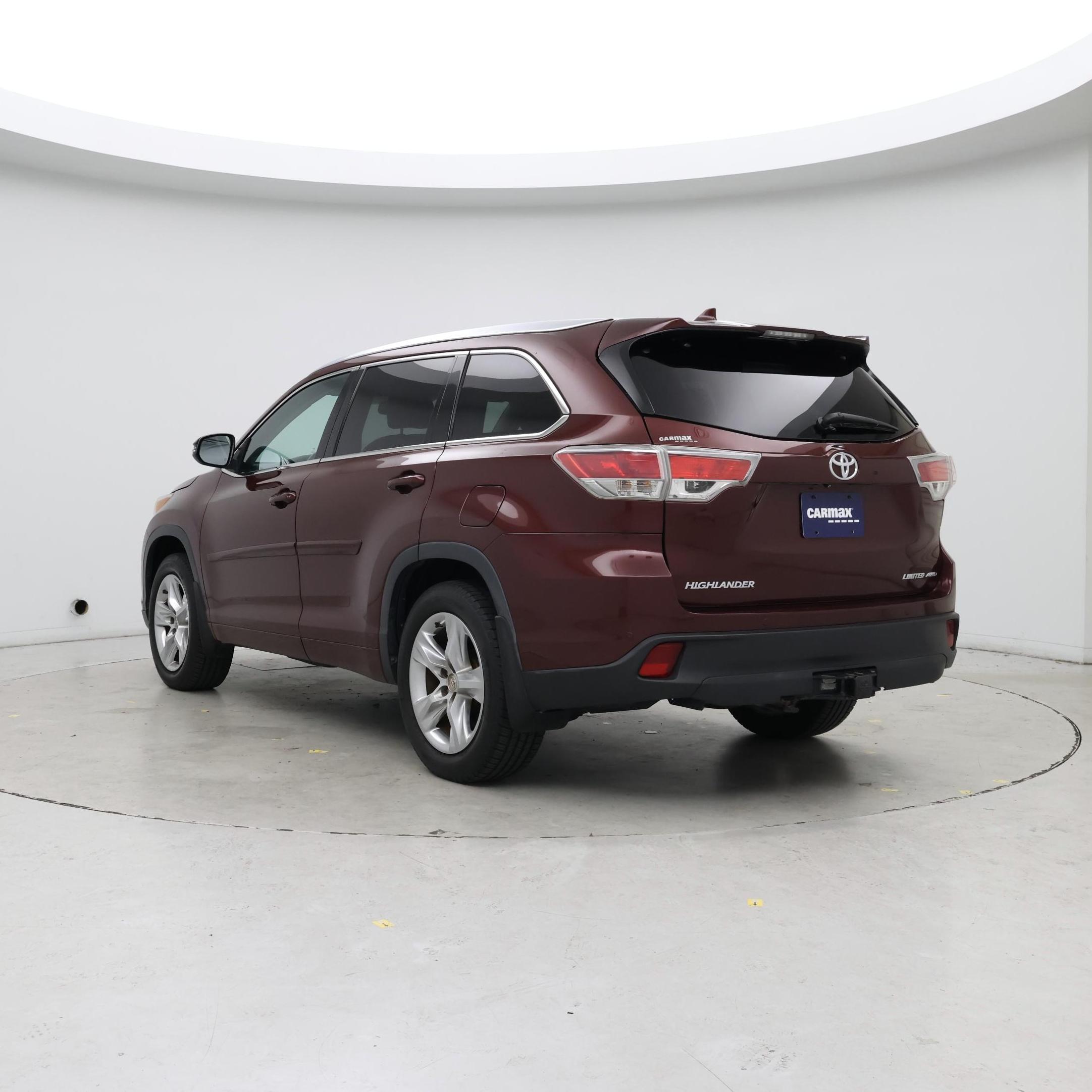 Thumbnail: 2014 Toyota Highlander - 2