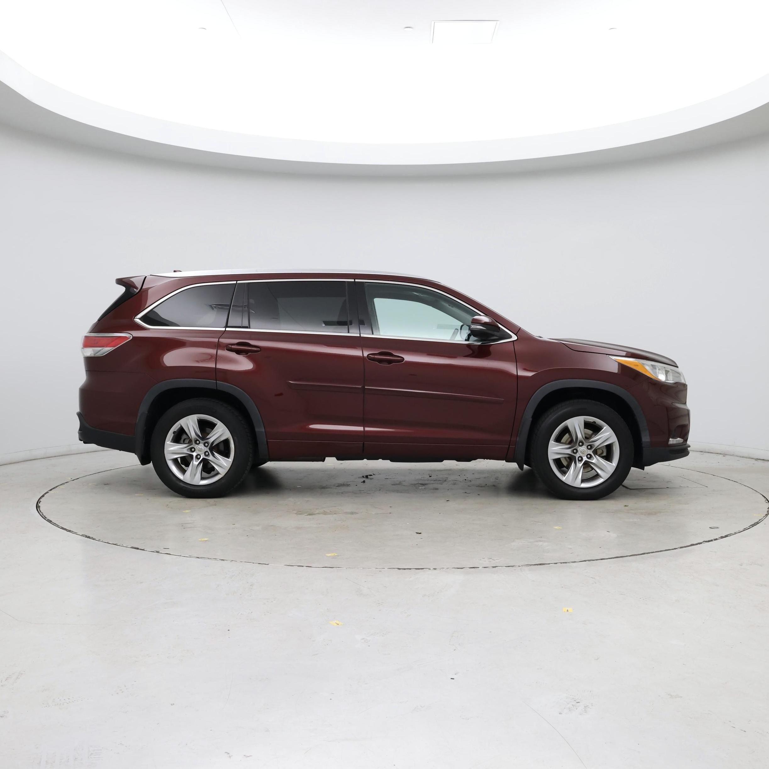 Thumbnail: 2014 Toyota Highlander - 7