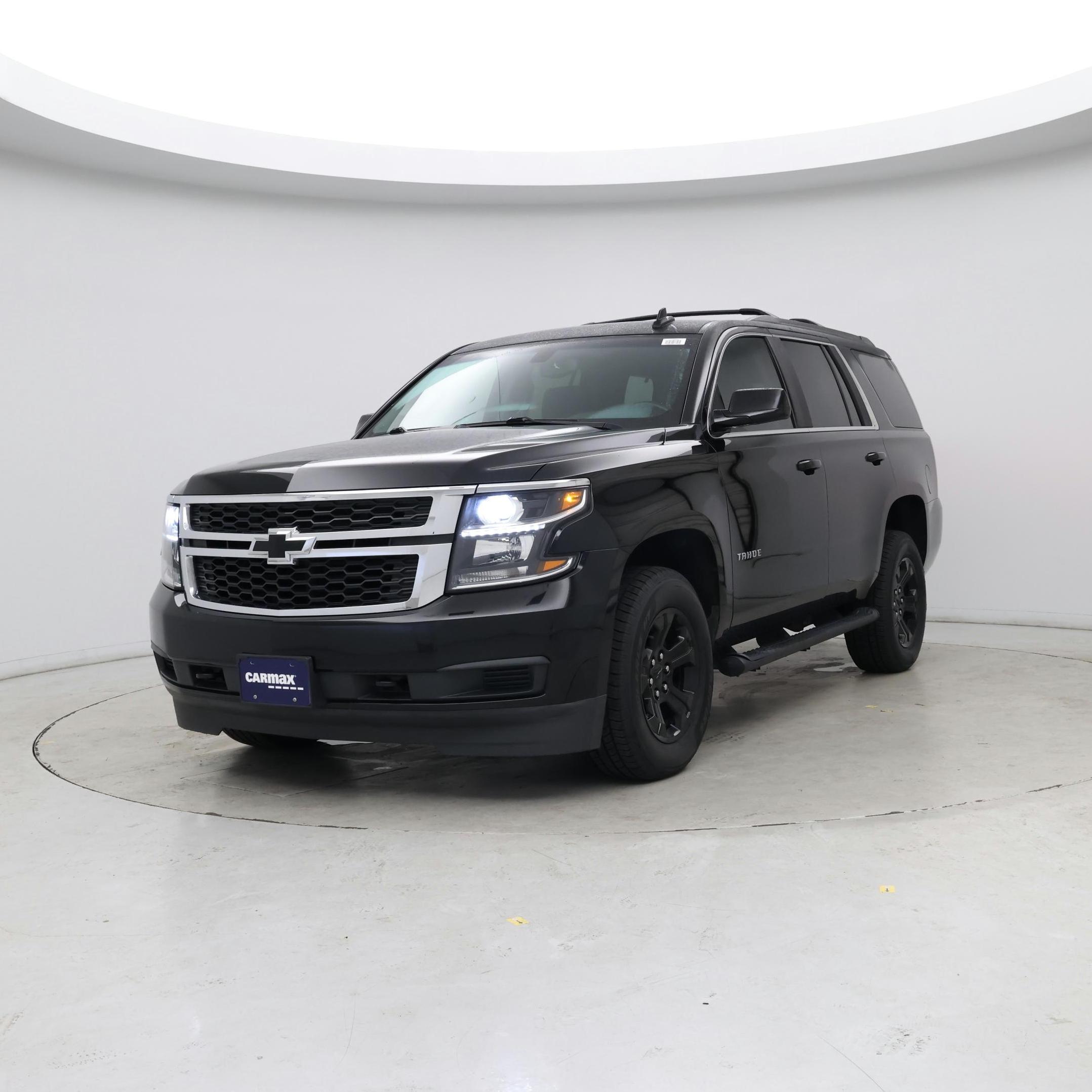 Thumbnail: 2019 Chevrolet Tahoe - 4