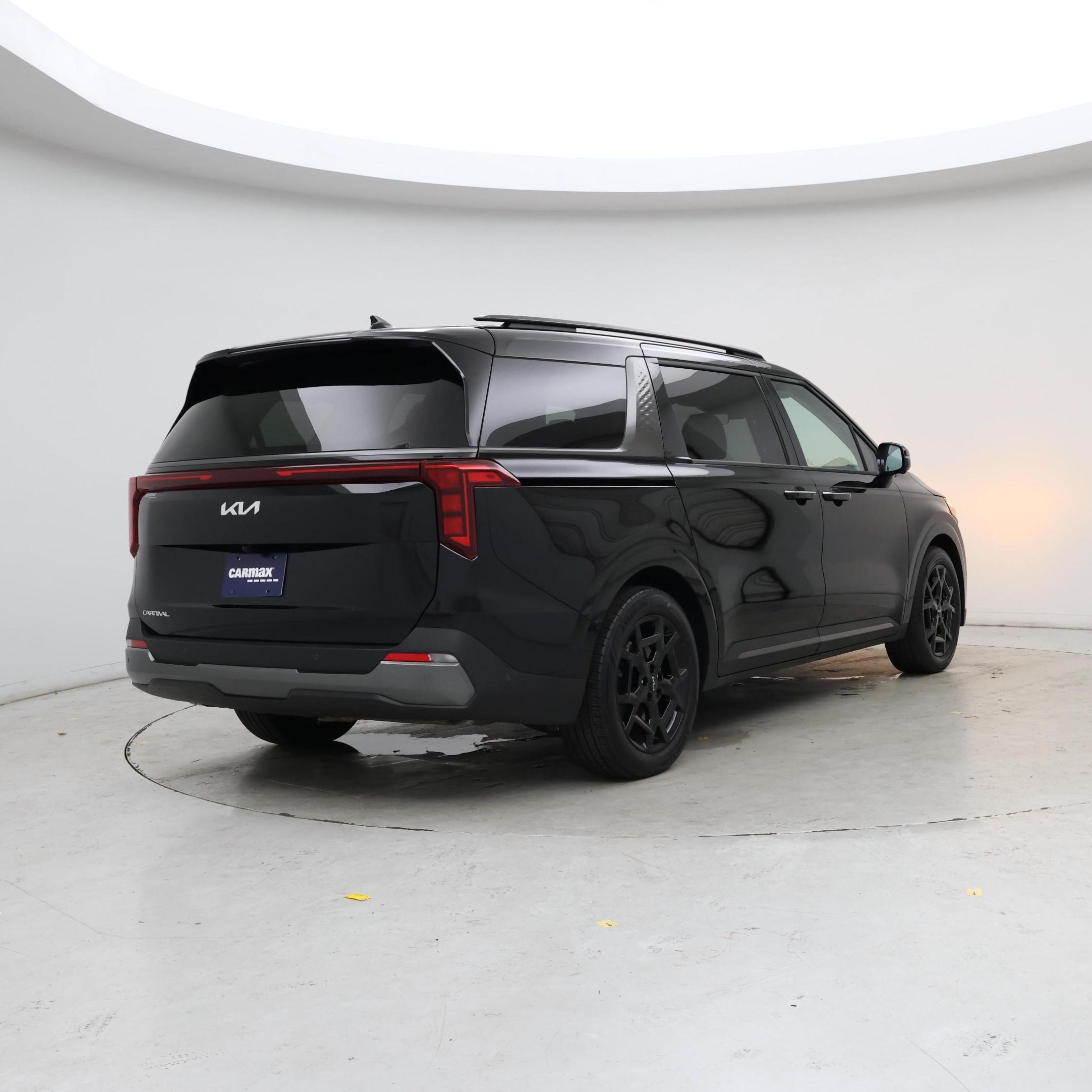 Thumbnail: 2025 Kia Carnival - 8