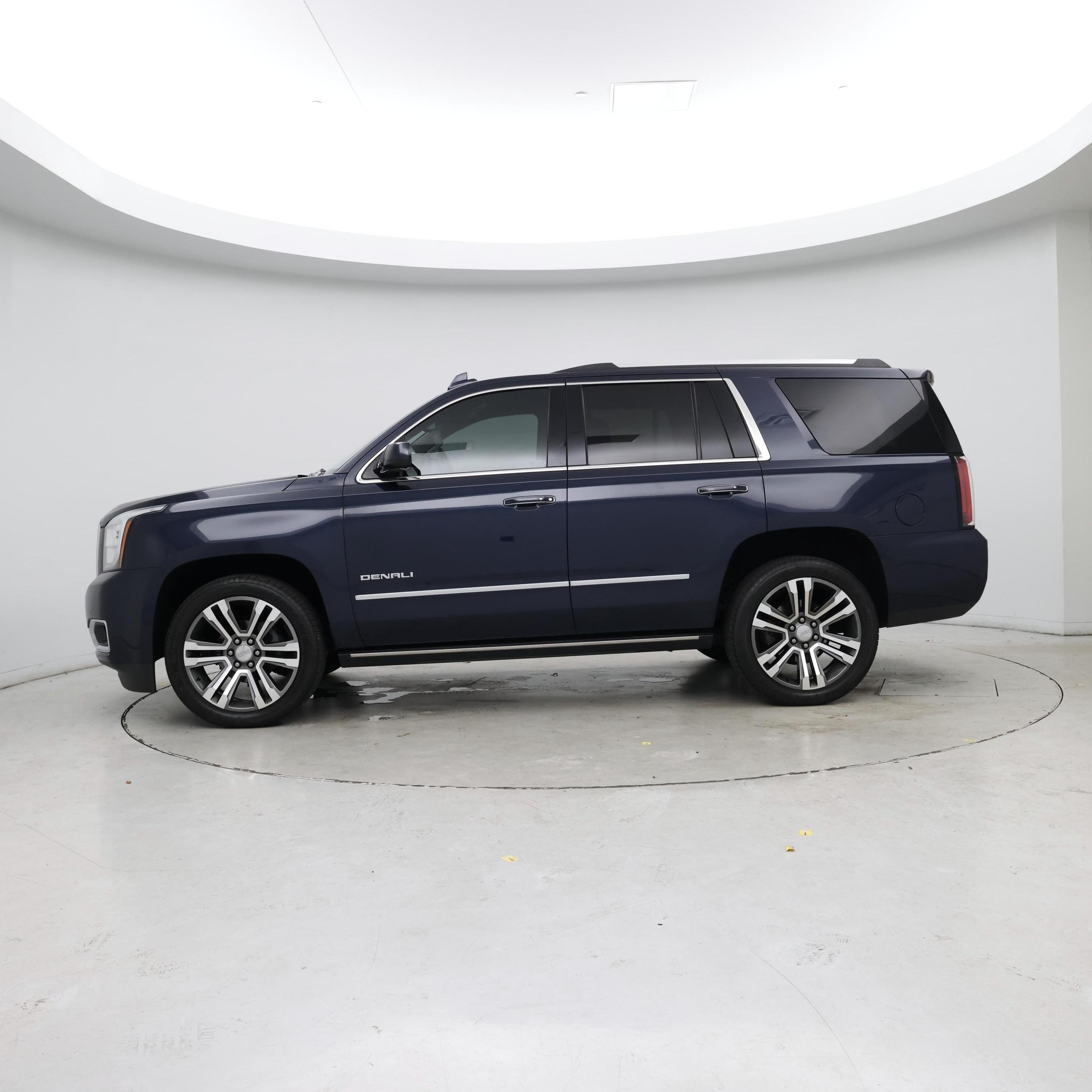 Thumbnail: 2019 GMC Yukon - 3