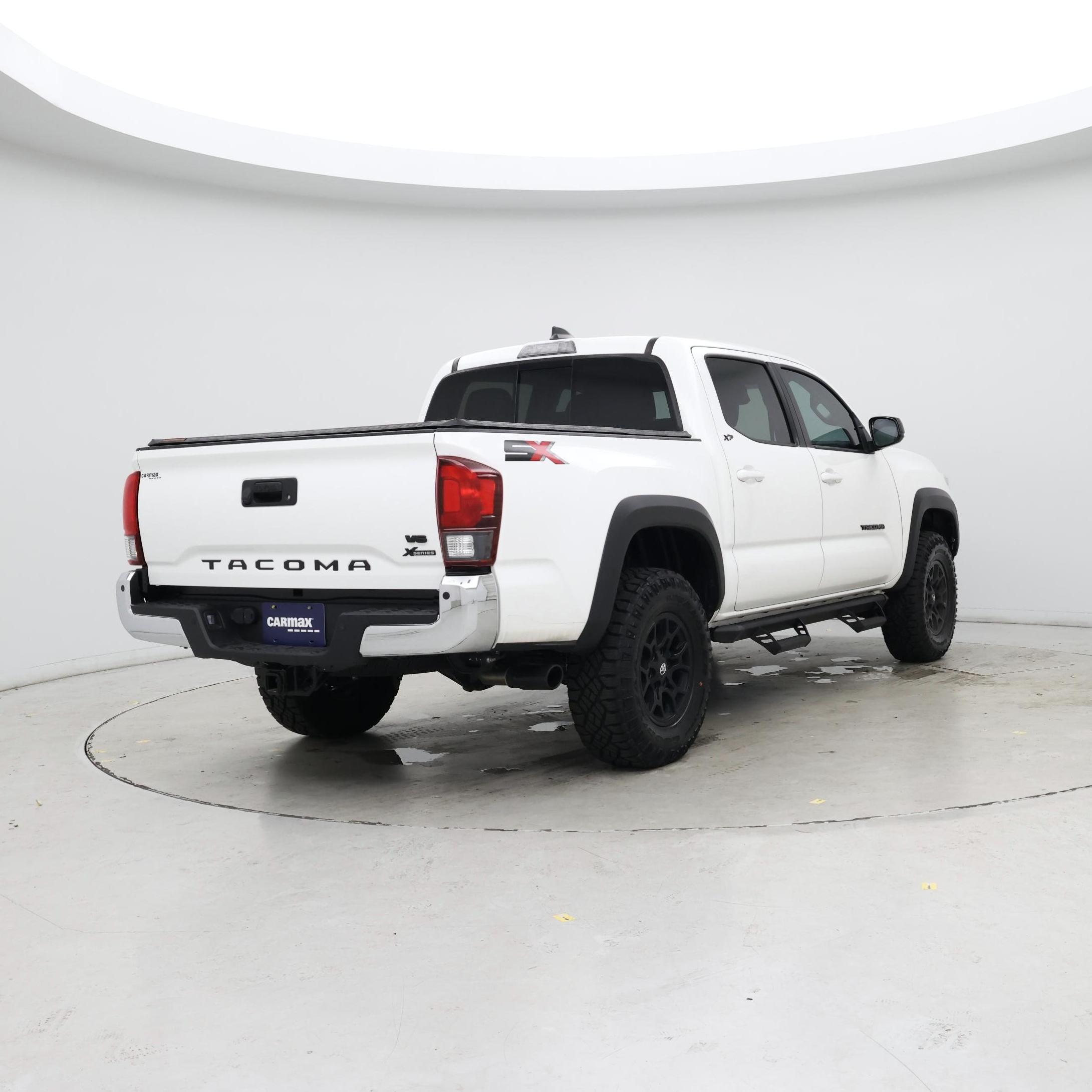 Thumbnail: 2023 Toyota Tacoma - 8