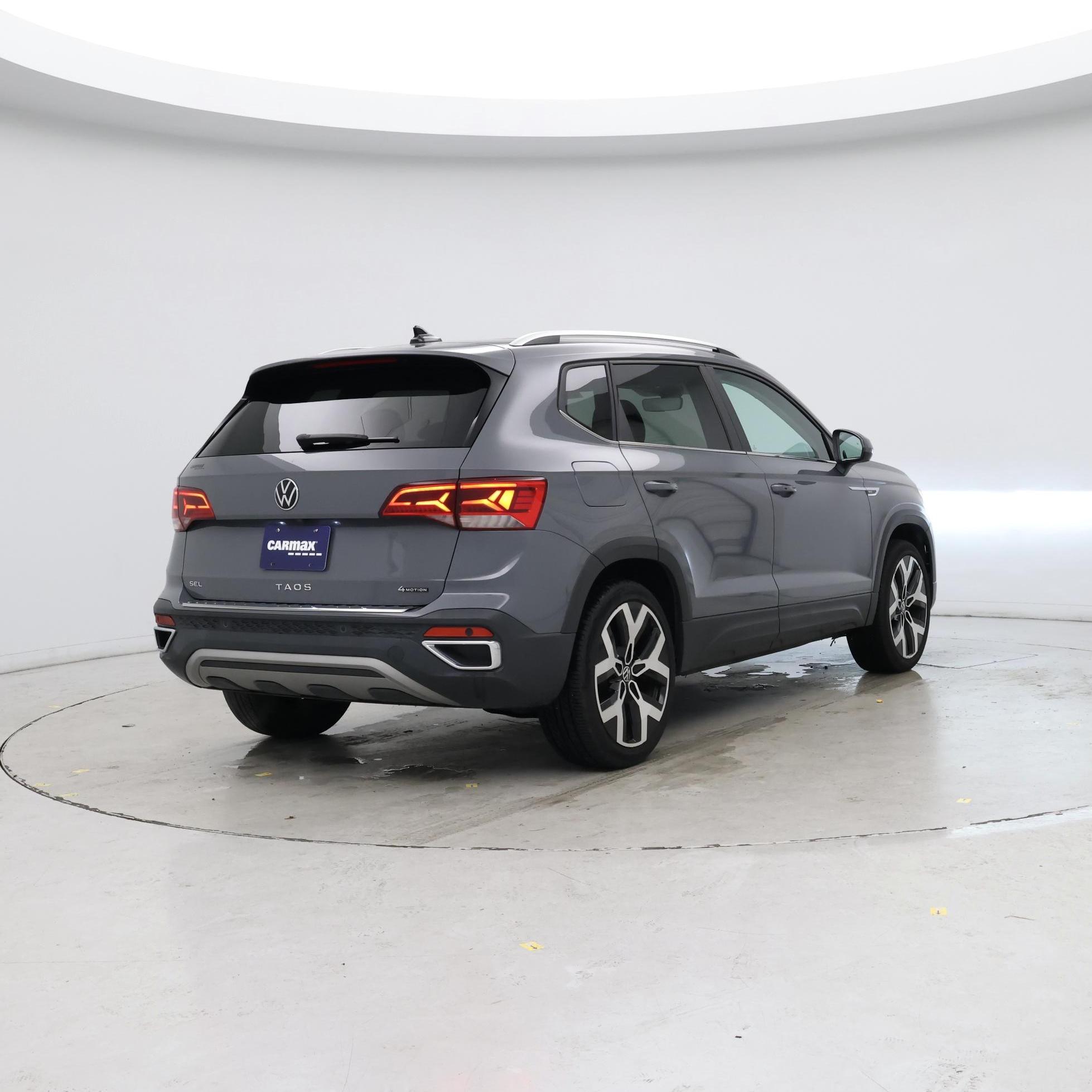 Thumbnail: 2022 Volkswagen Taos - 8