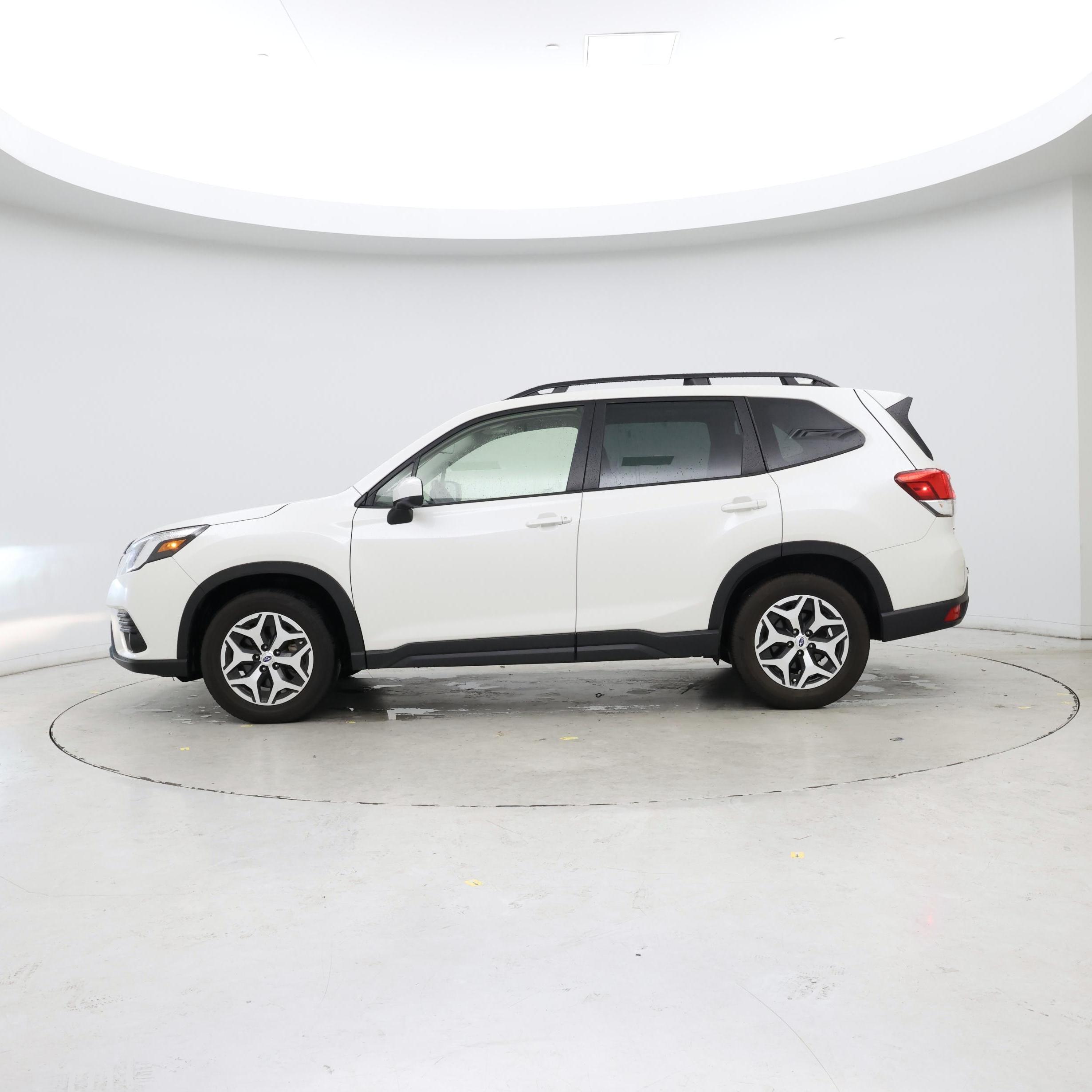 Thumbnail: 2023 Subaru Forester - 3