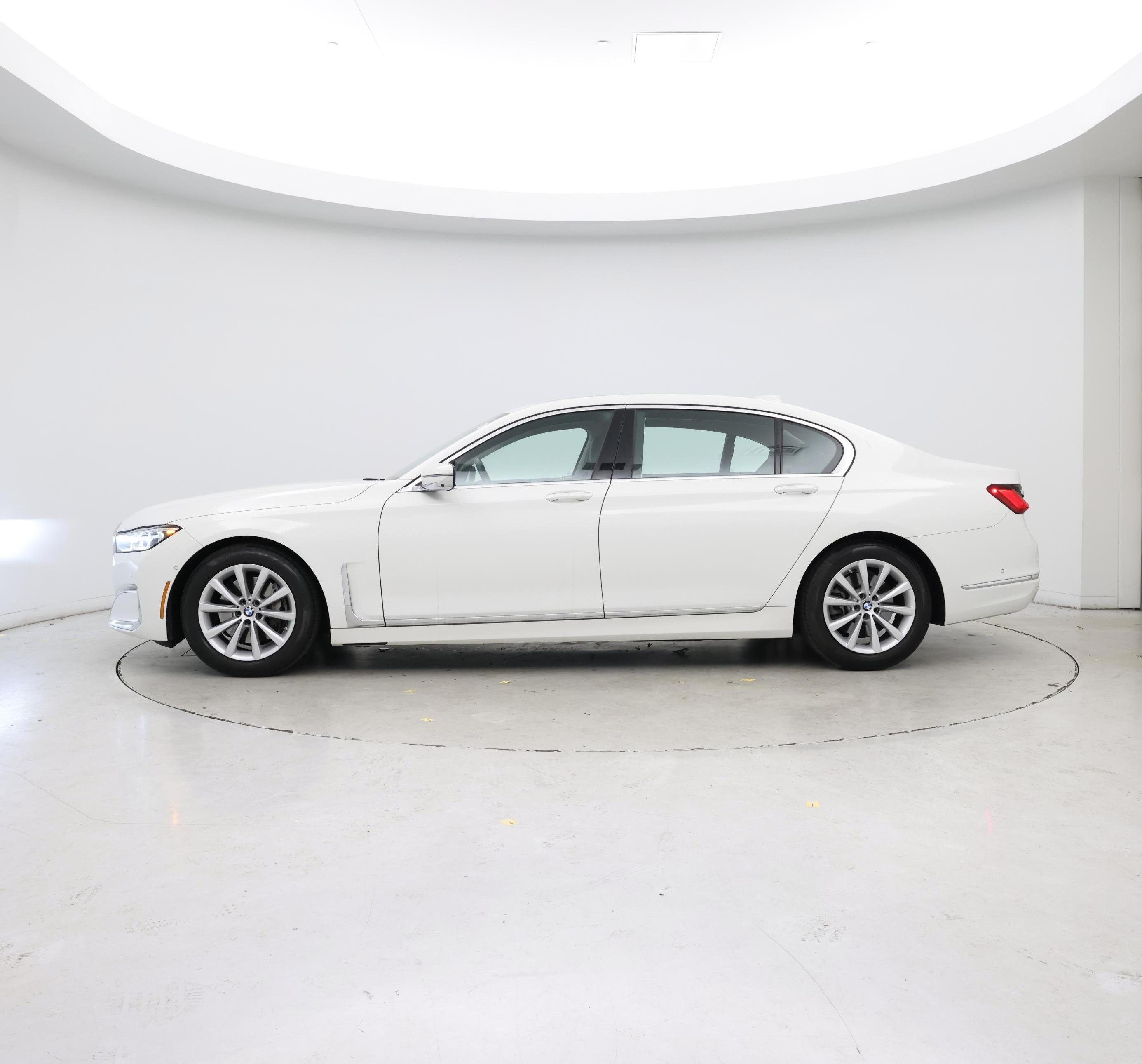 Thumbnail: 2022 BMW 7 Series - 3