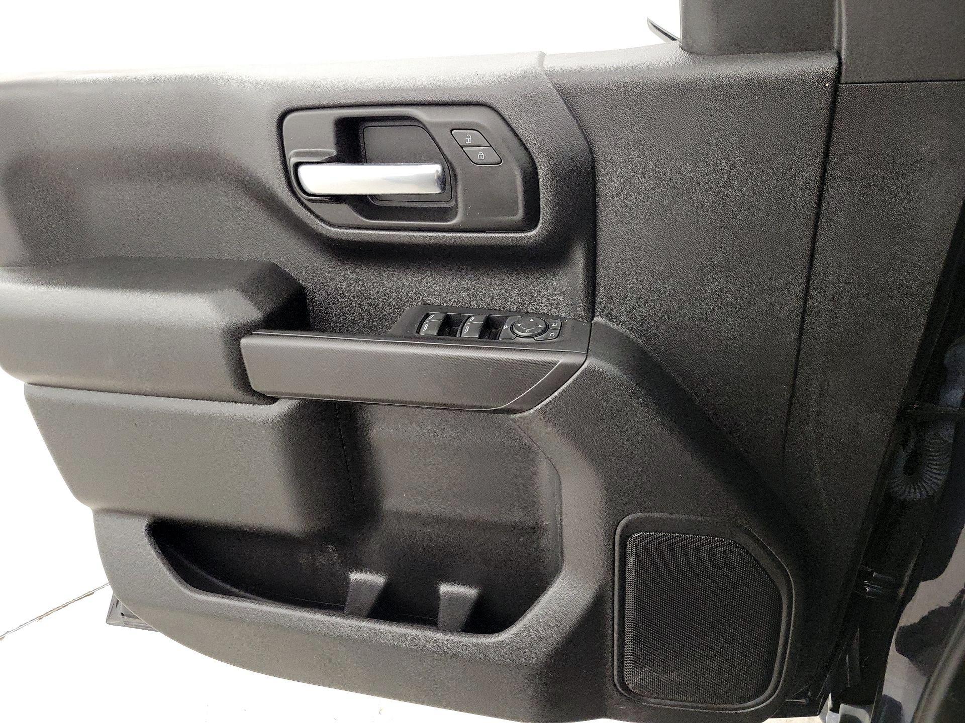 Thumbnail: 2022 Chevrolet Silverado 1500 - 12