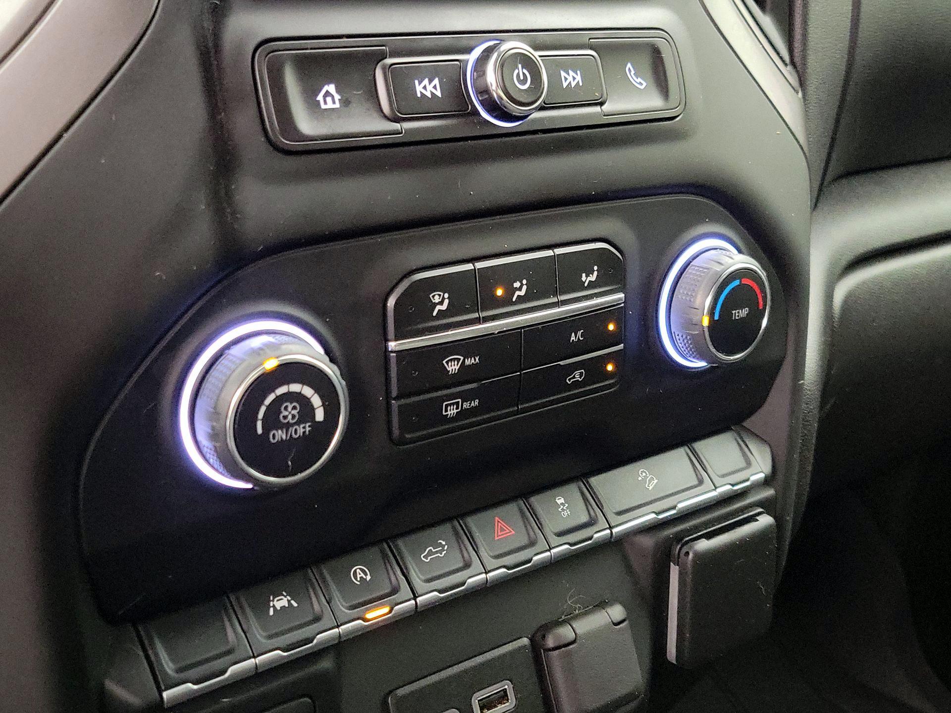 Thumbnail: 2022 Chevrolet Silverado 1500 - 16