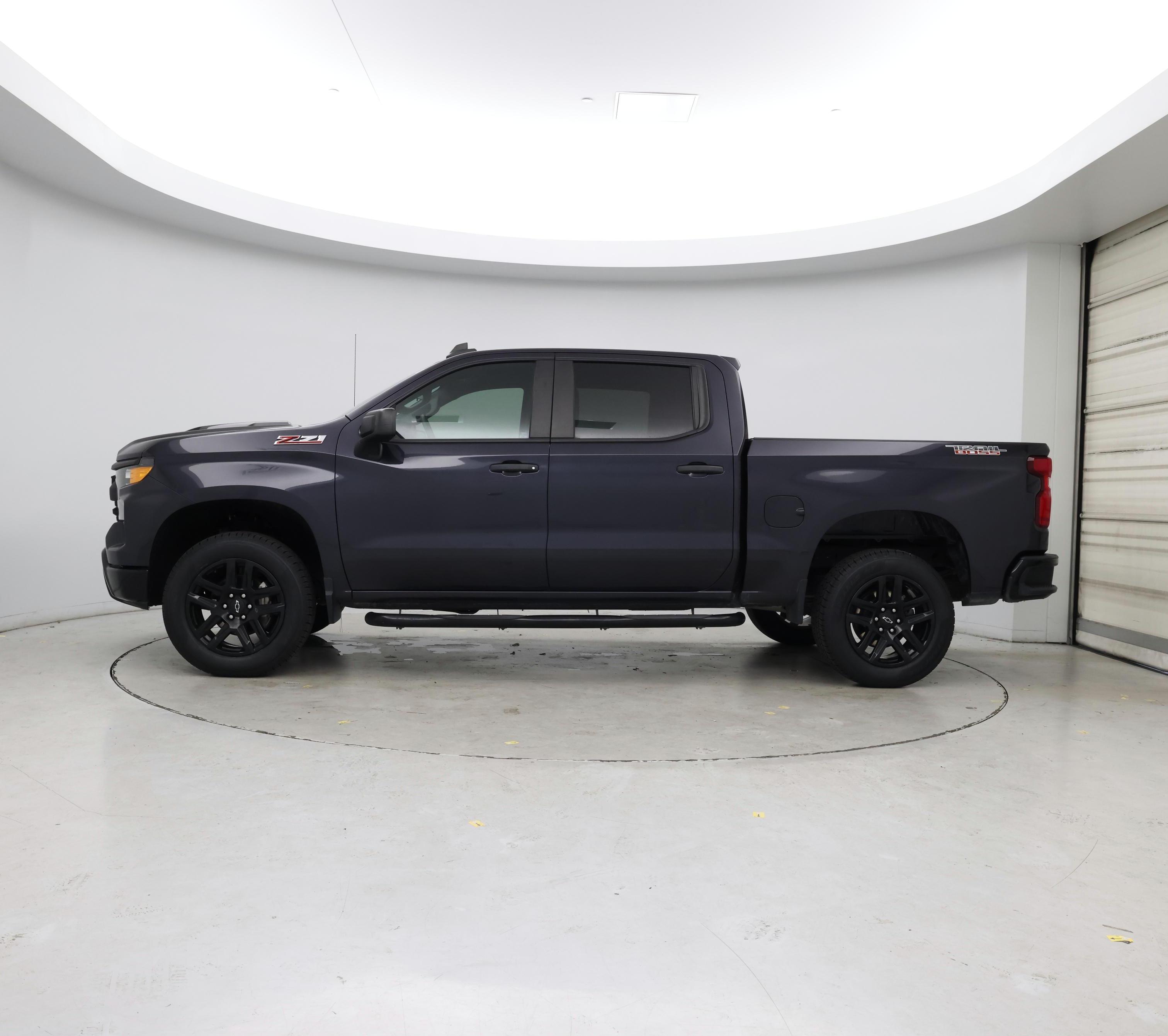 Thumbnail: 2022 Chevrolet Silverado 1500 - 3