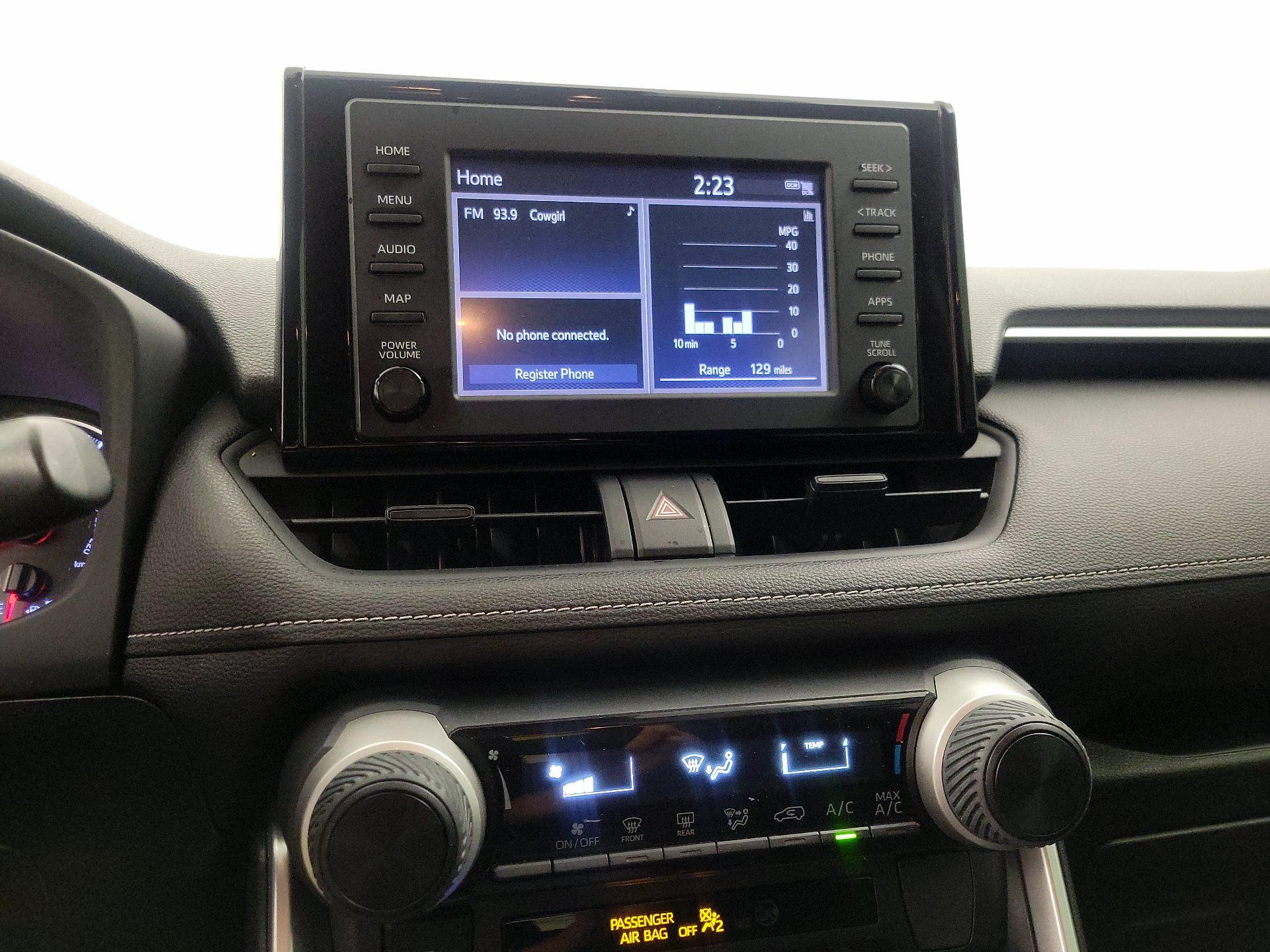 Thumbnail: 2019 Toyota RAV4 - 15