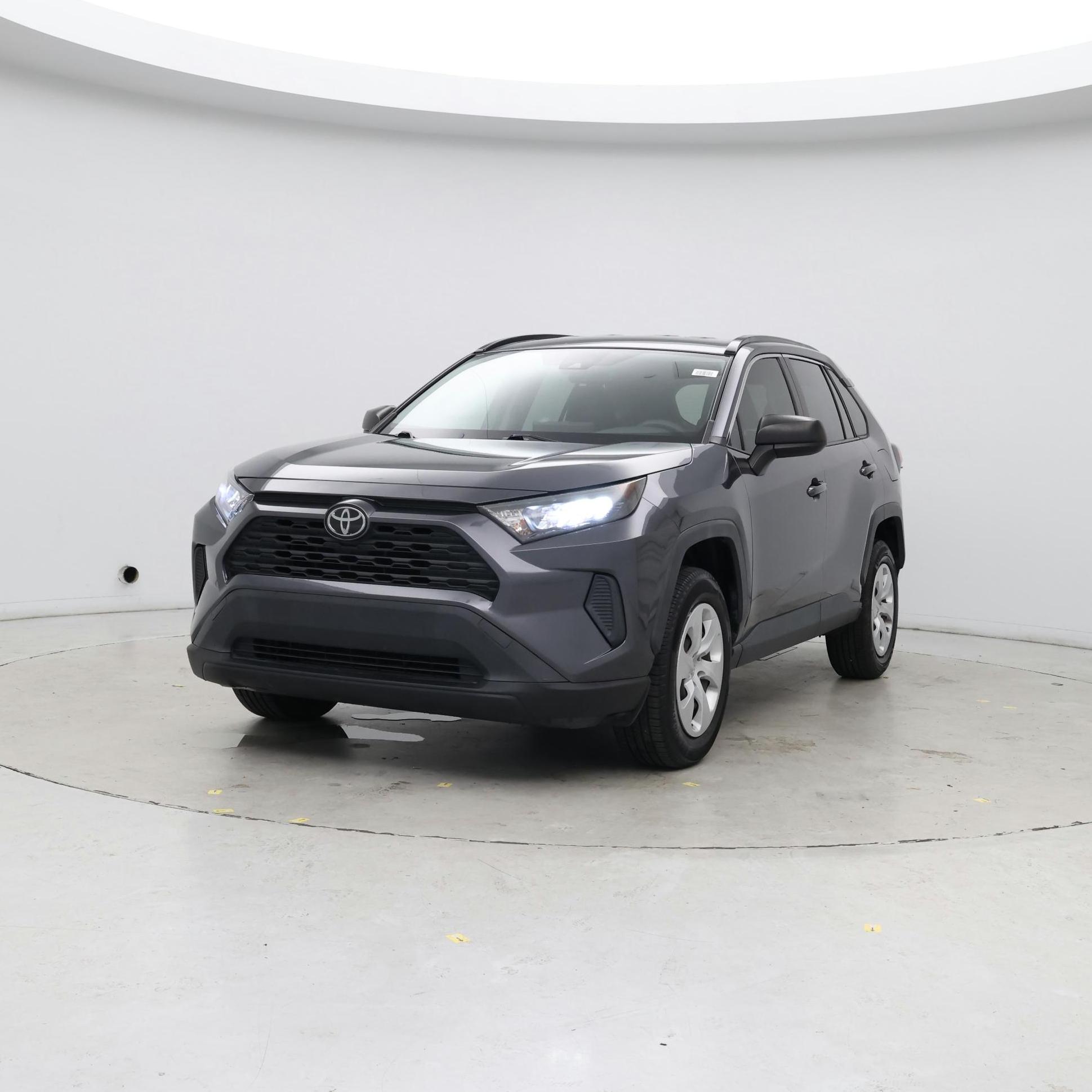 Thumbnail: 2019 Toyota RAV4 - 4