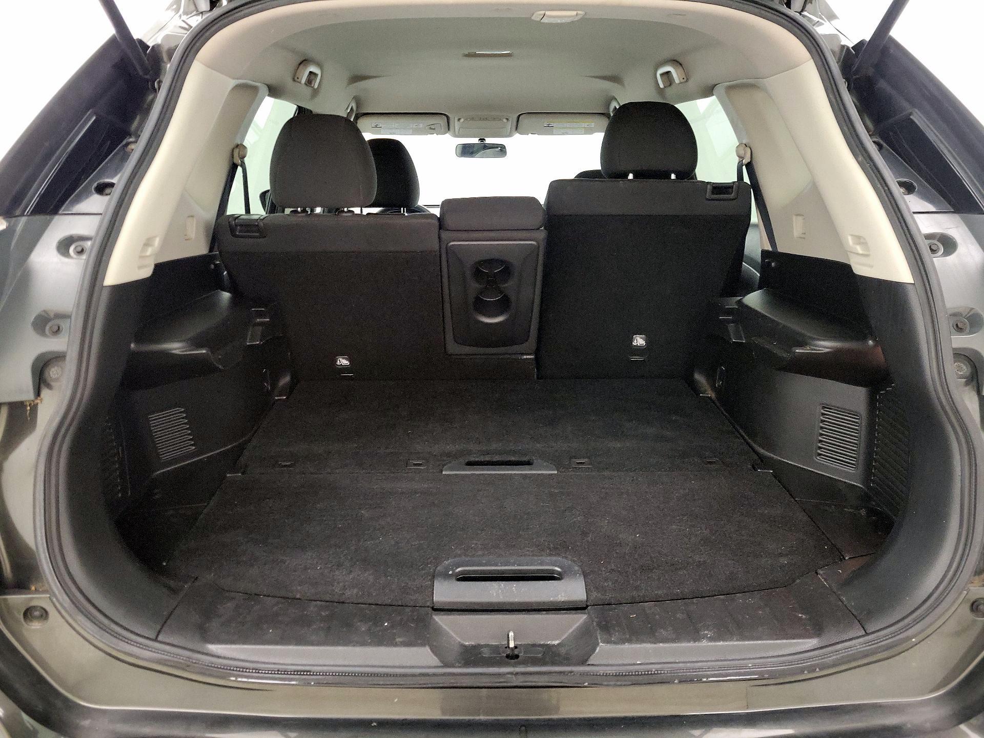 Thumbnail: 2016 Nissan Rogue - 20