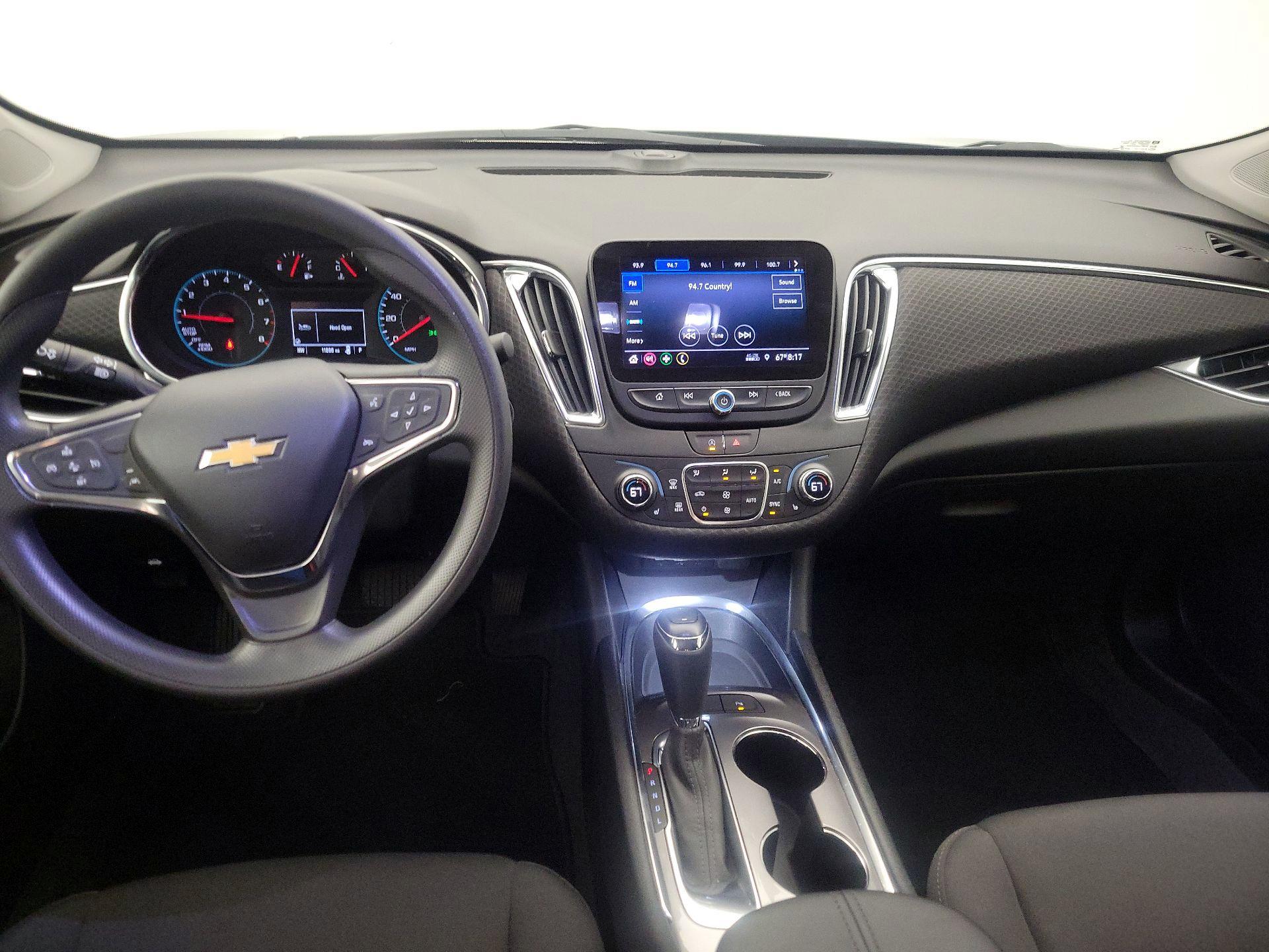 Thumbnail: 2020 Chevrolet Malibu - 9
