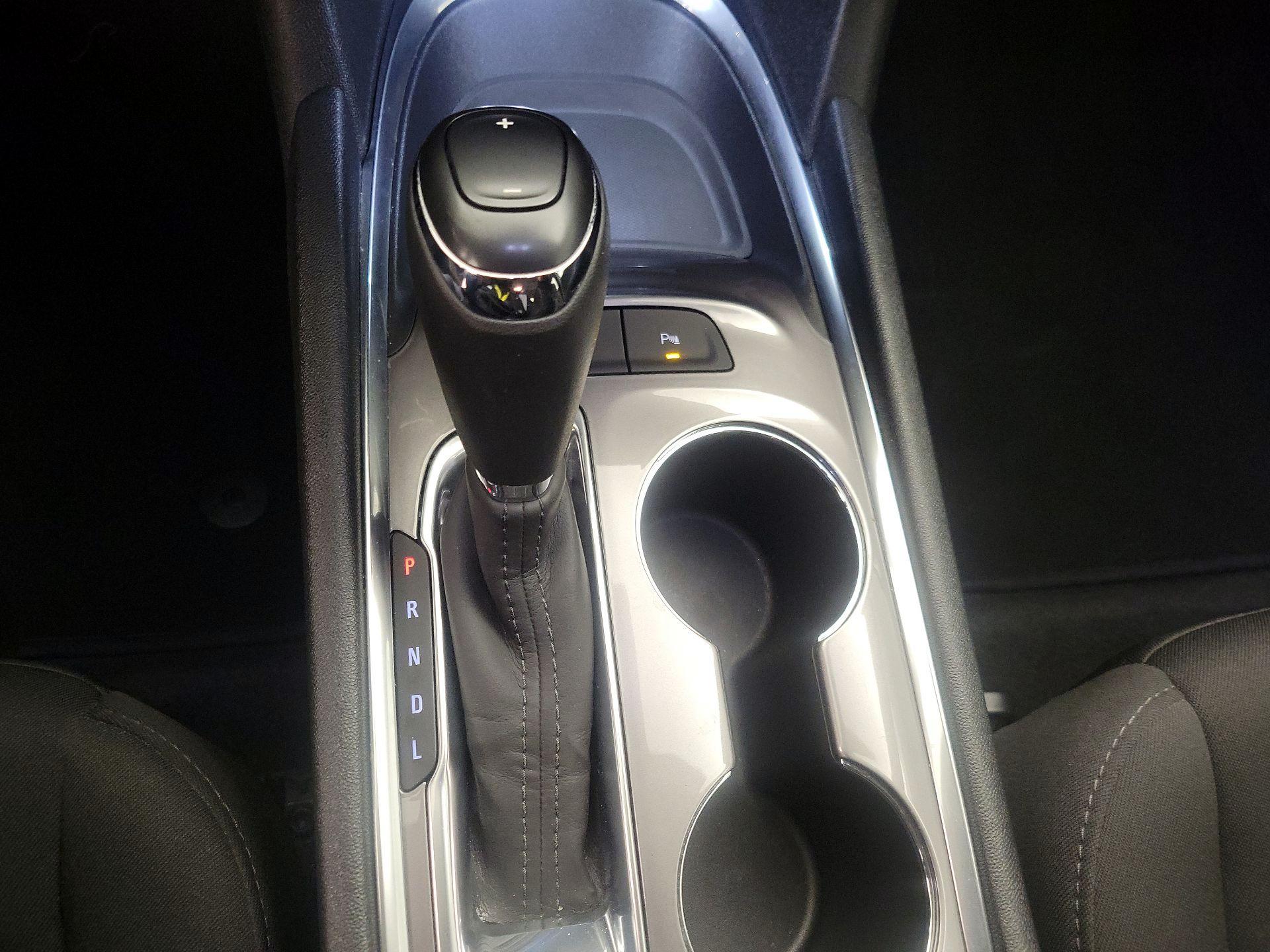 Thumbnail: 2020 Chevrolet Malibu - 17