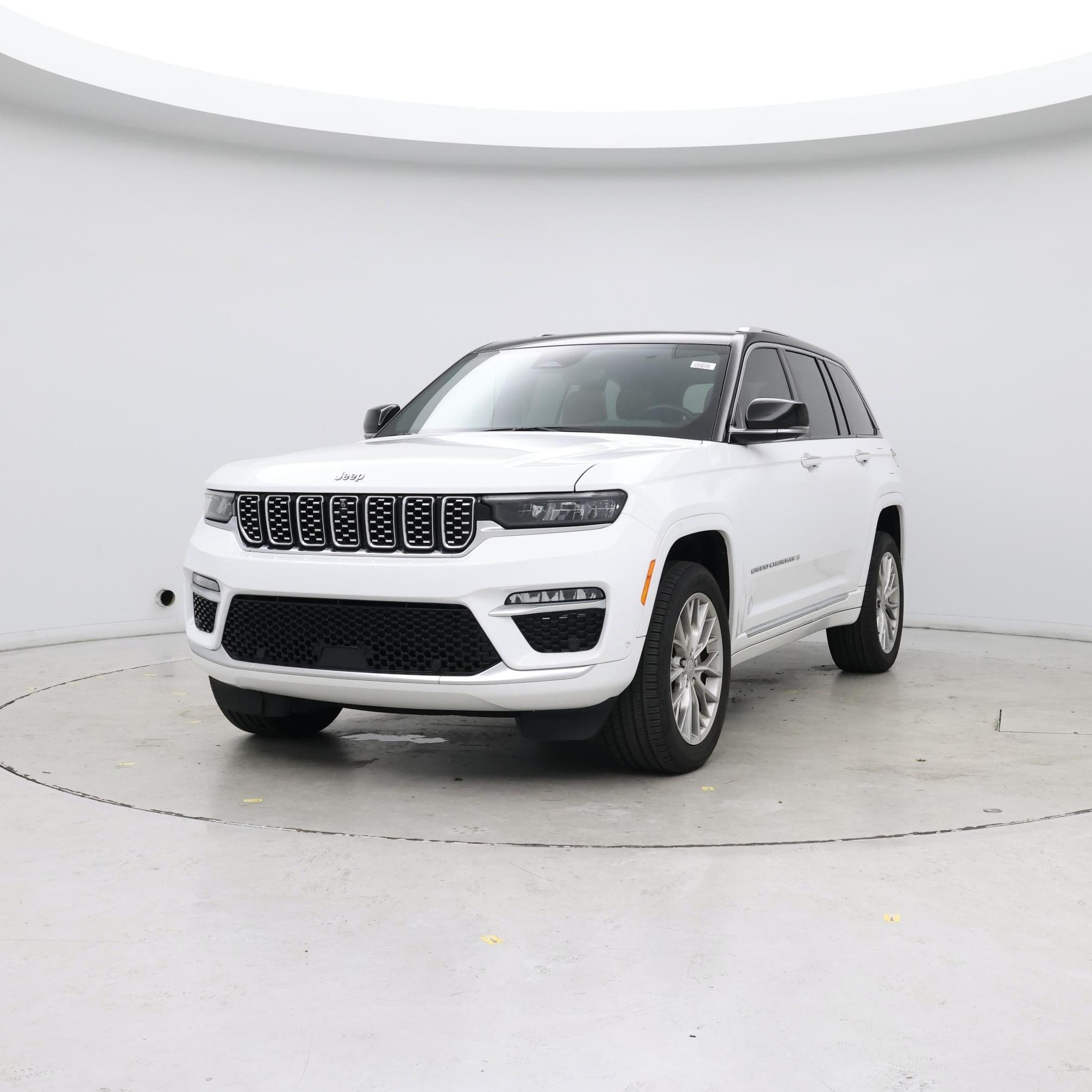 Thumbnail: 2023 Jeep Grand Cherokee - 4