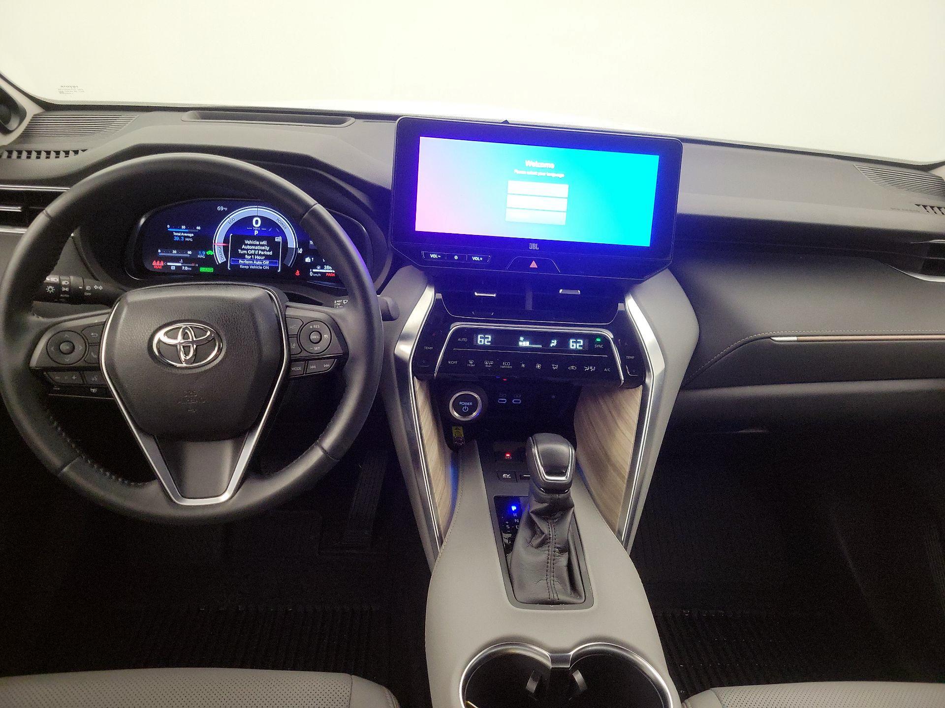 Thumbnail: 2024 Toyota Venza - 9