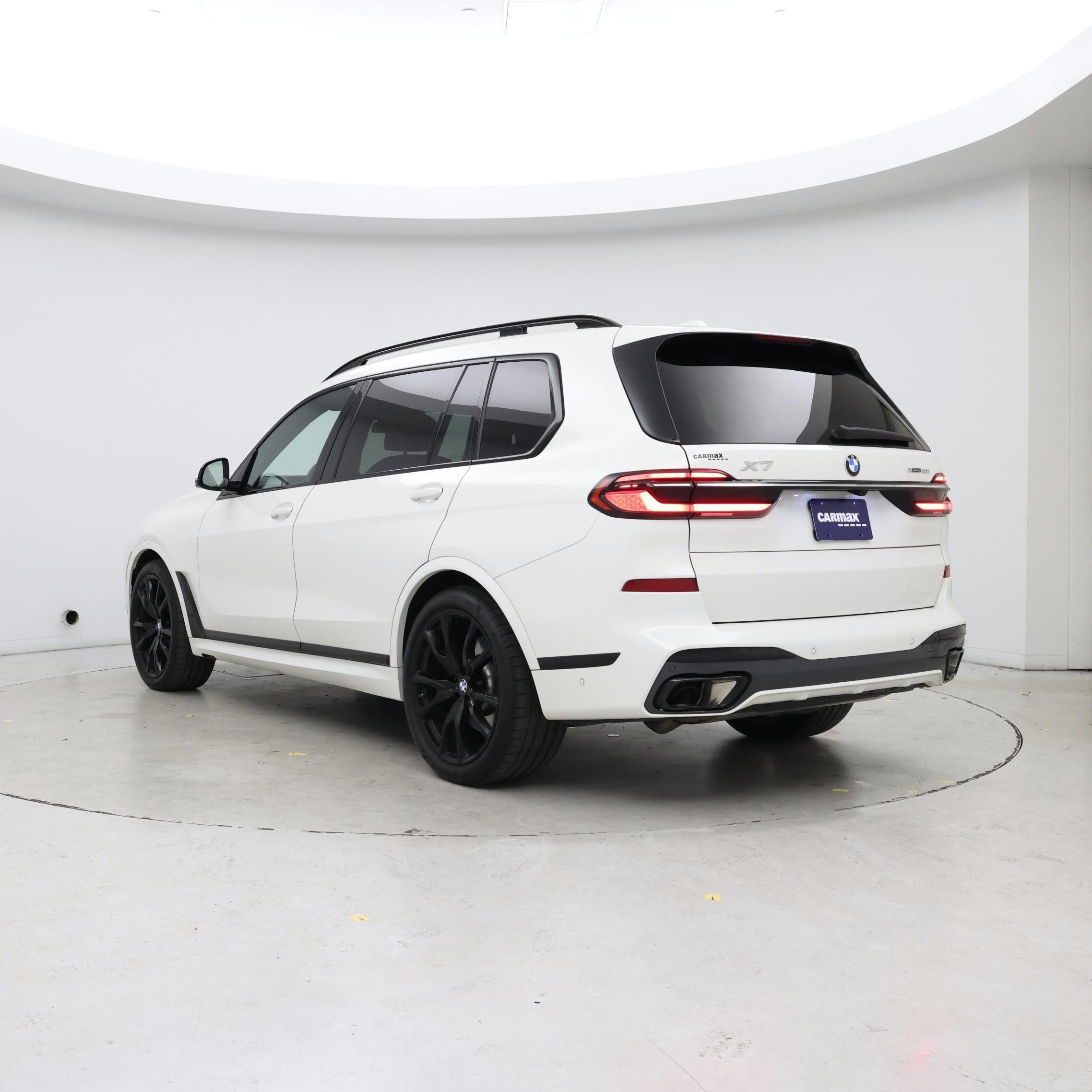 Thumbnail: 2023 BMW X7 - 2