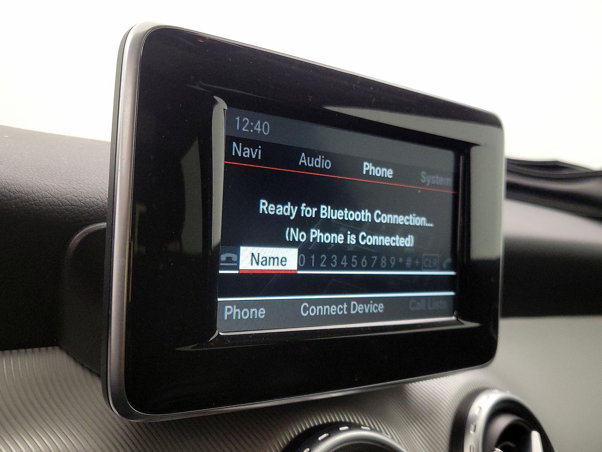 Thumbnail: 2015 Mercedes-Benz GLA - 15