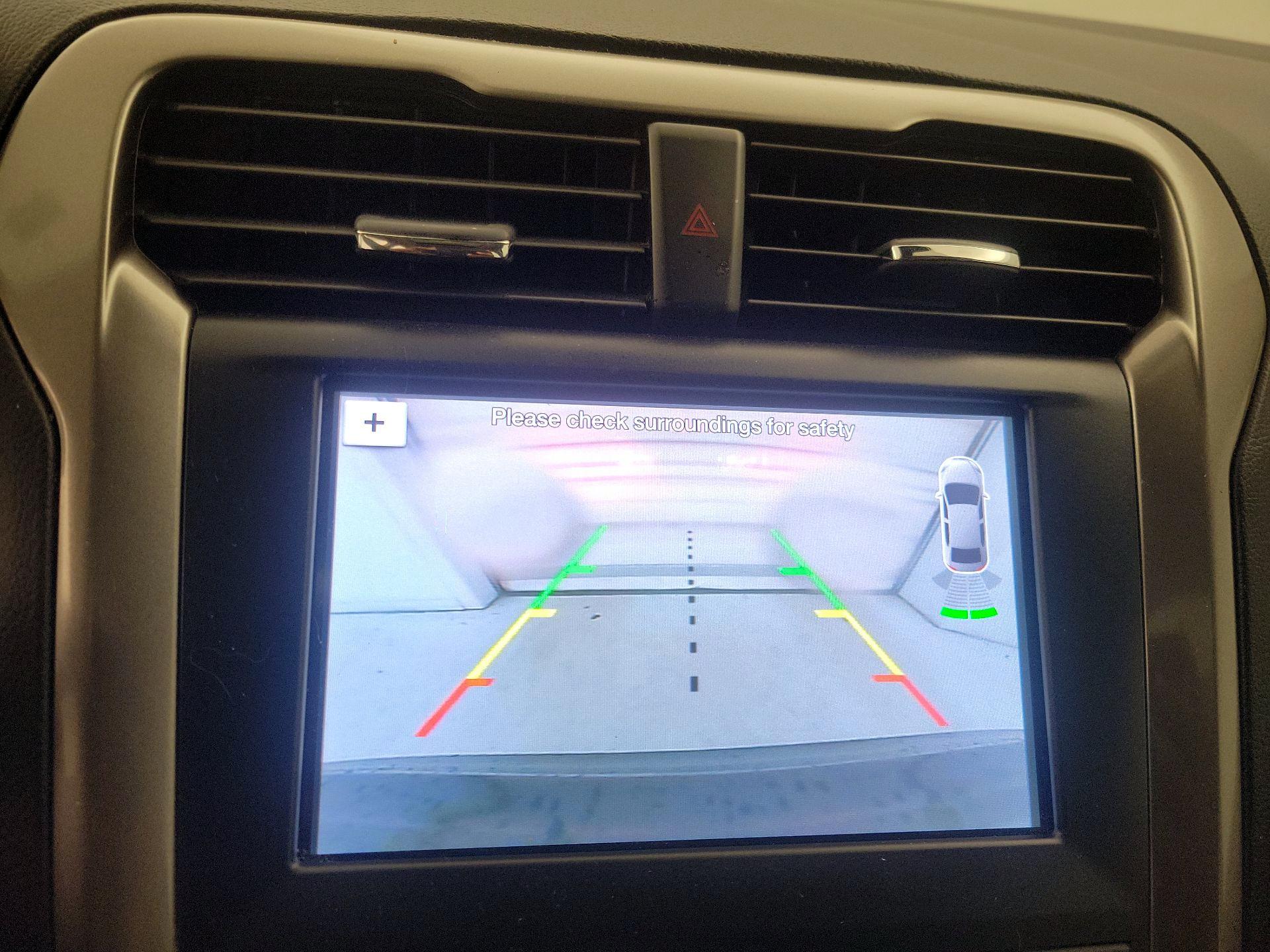 Thumbnail: 2019 Ford Fusion - 14