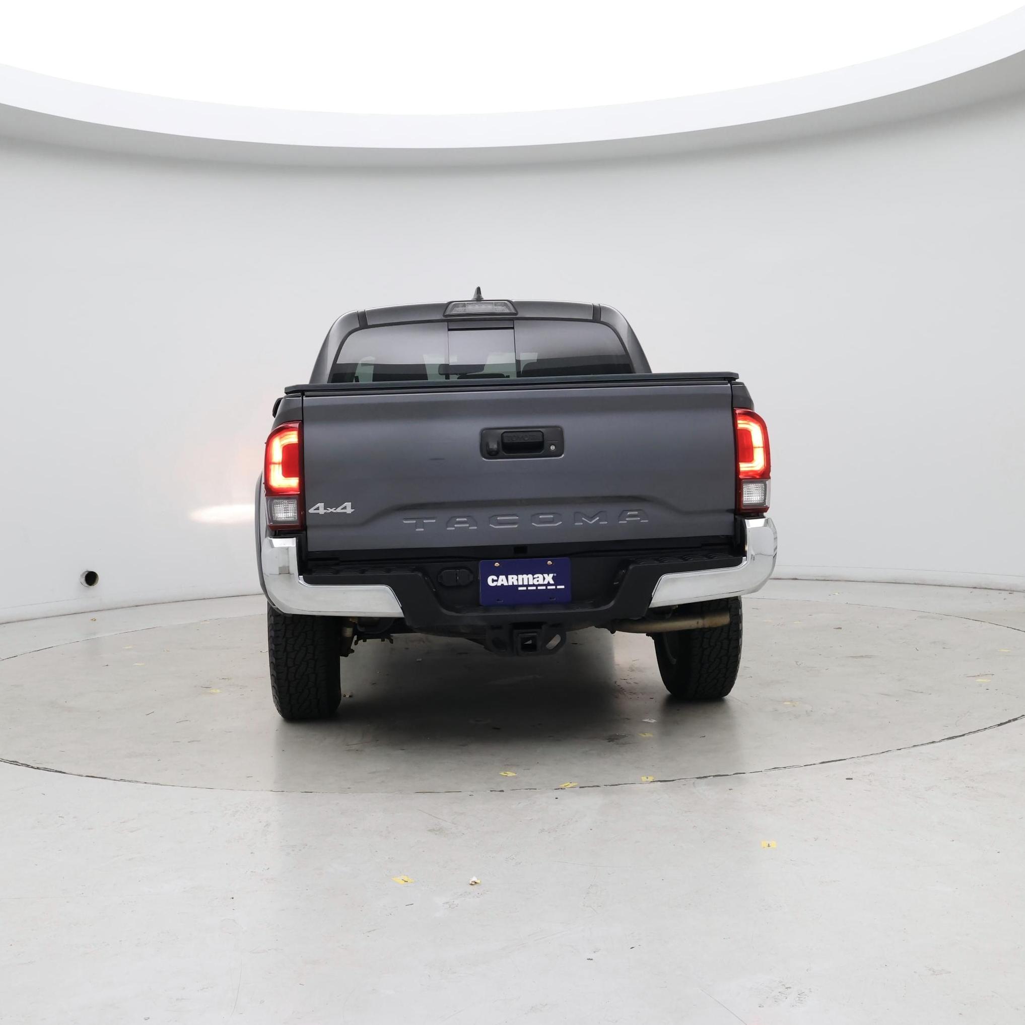 Thumbnail: 2019 Toyota Tacoma - 6