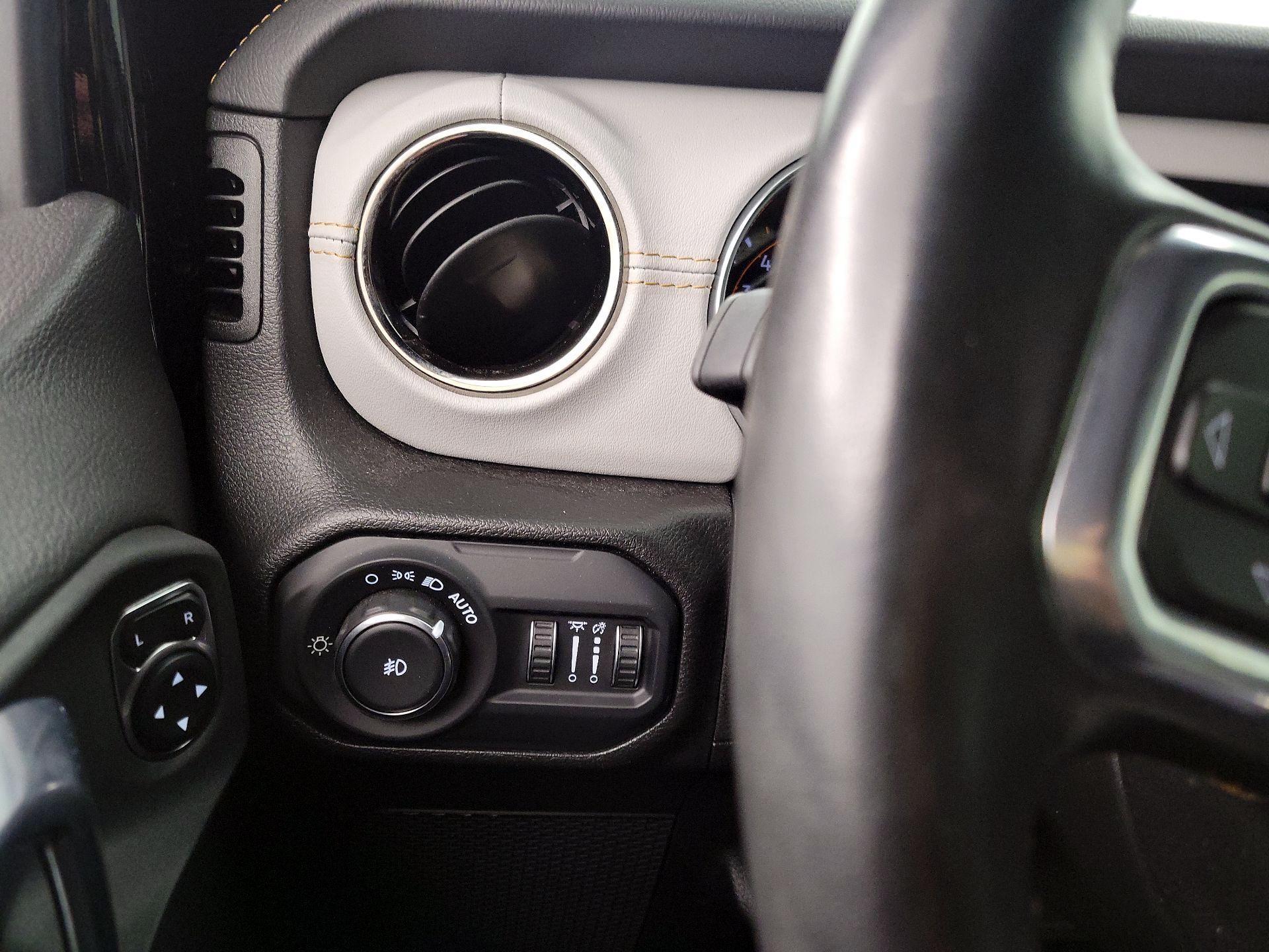 Thumbnail: 2022 Jeep Wrangler - 13