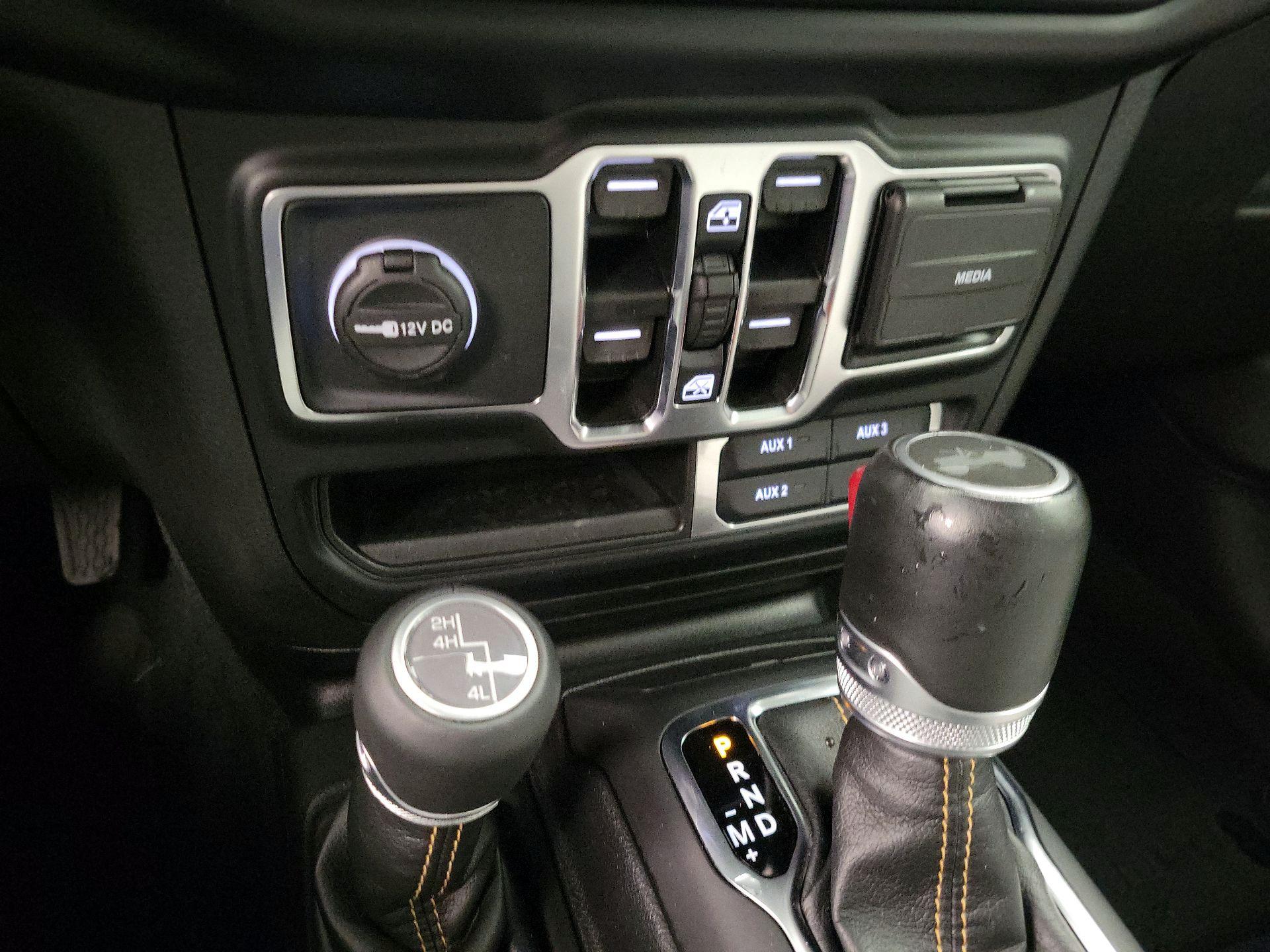 Thumbnail: 2022 Jeep Wrangler - 18