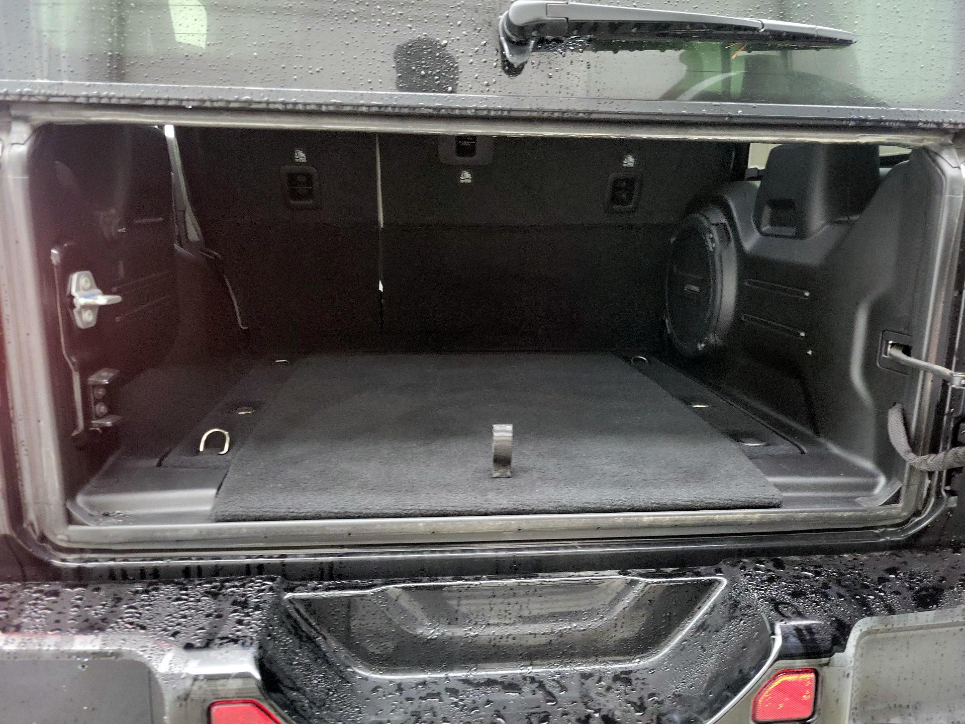 Thumbnail: 2022 Jeep Wrangler - 20