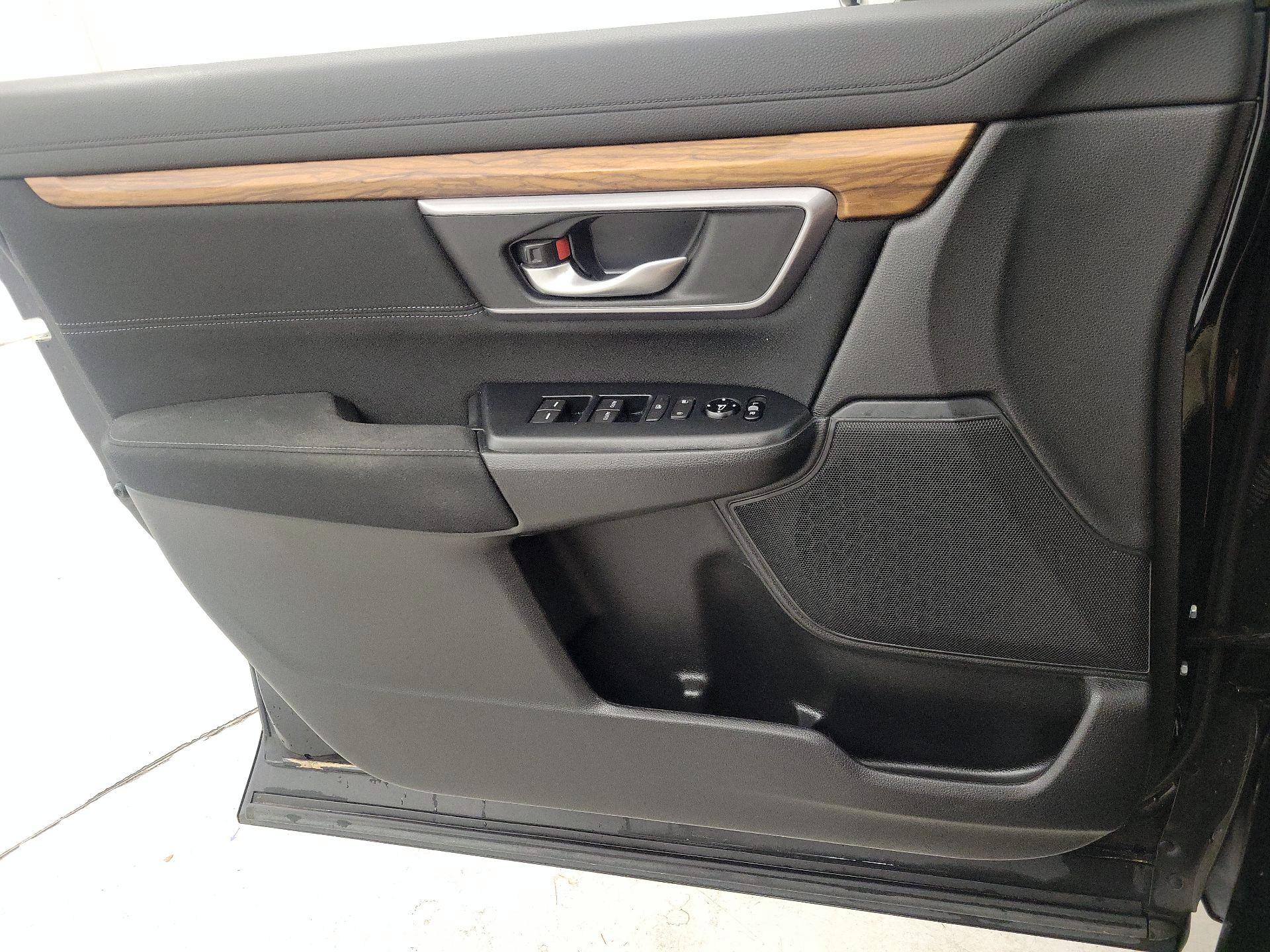 Thumbnail: 2017 Honda CR-V - 12