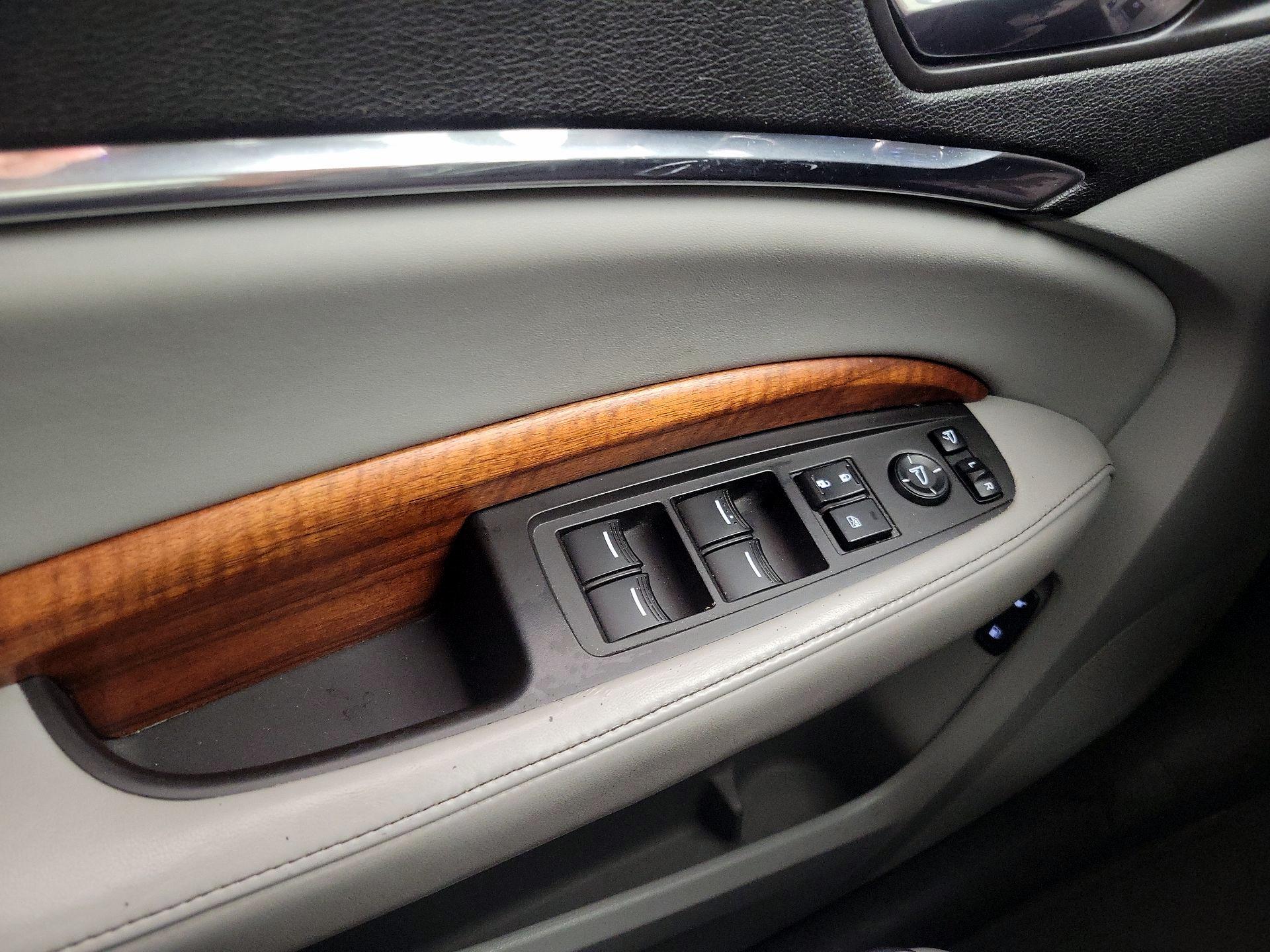 Thumbnail: 2017 Acura MDX - 12