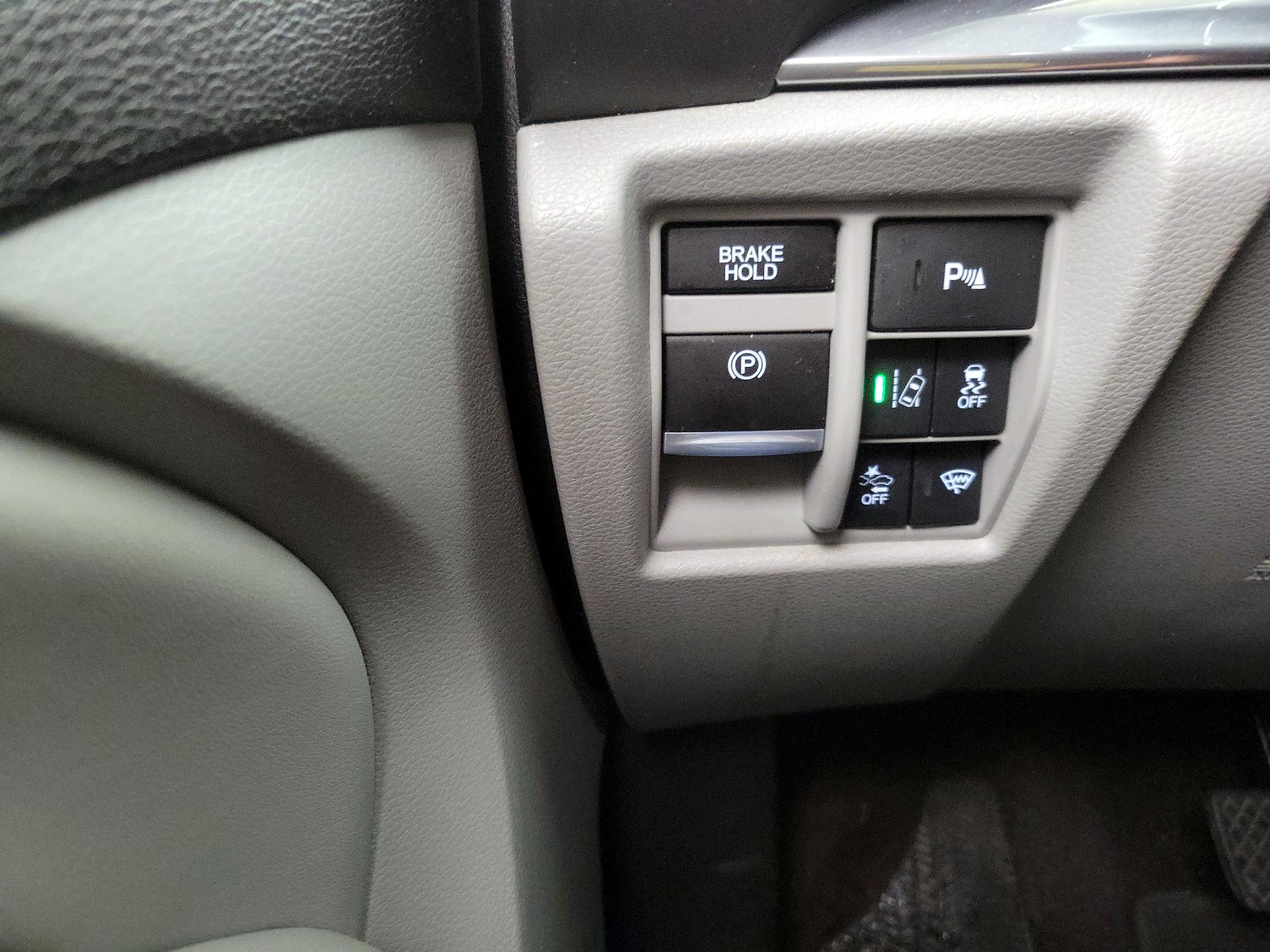 Thumbnail: 2017 Acura MDX - 13