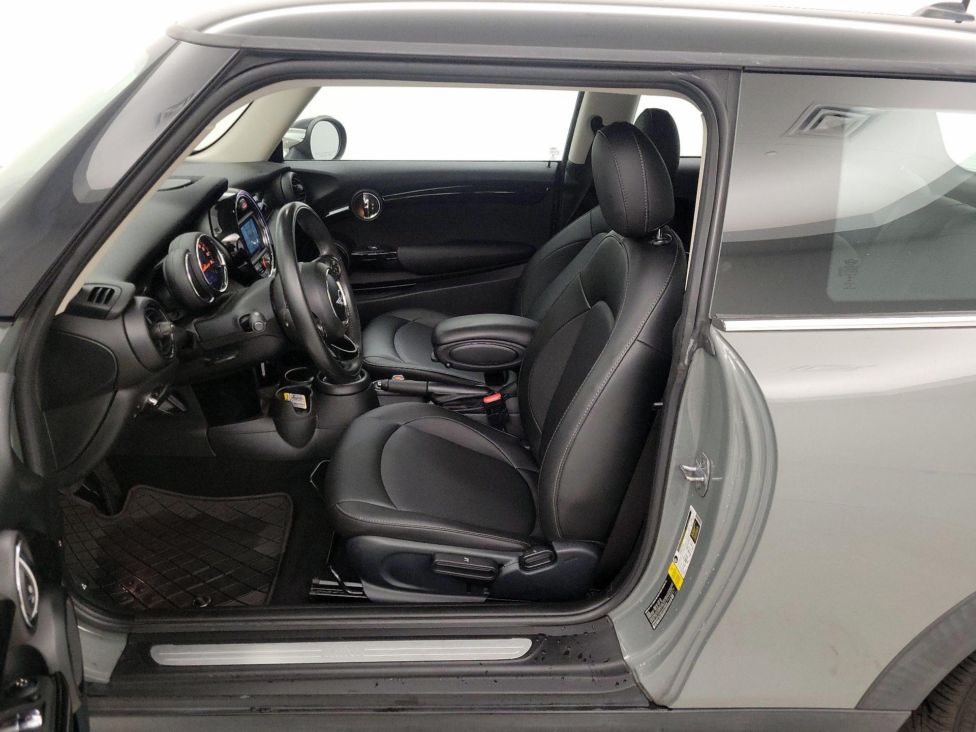 Thumbnail: 2019 MINI Cooper Hardtop - 11