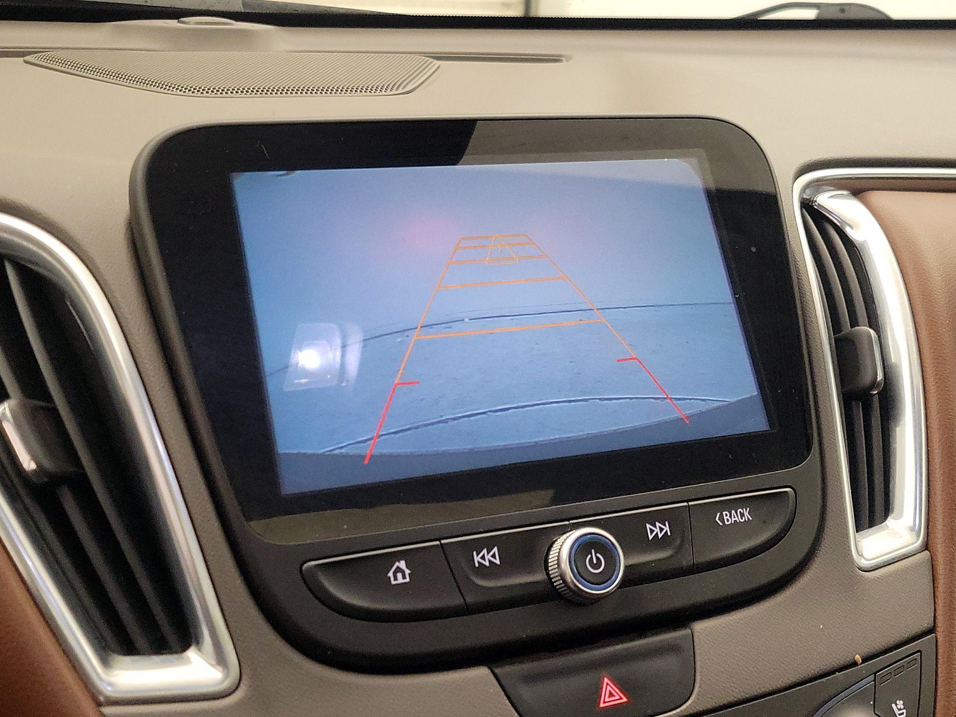 Thumbnail: 2016 Chevrolet Malibu - 14