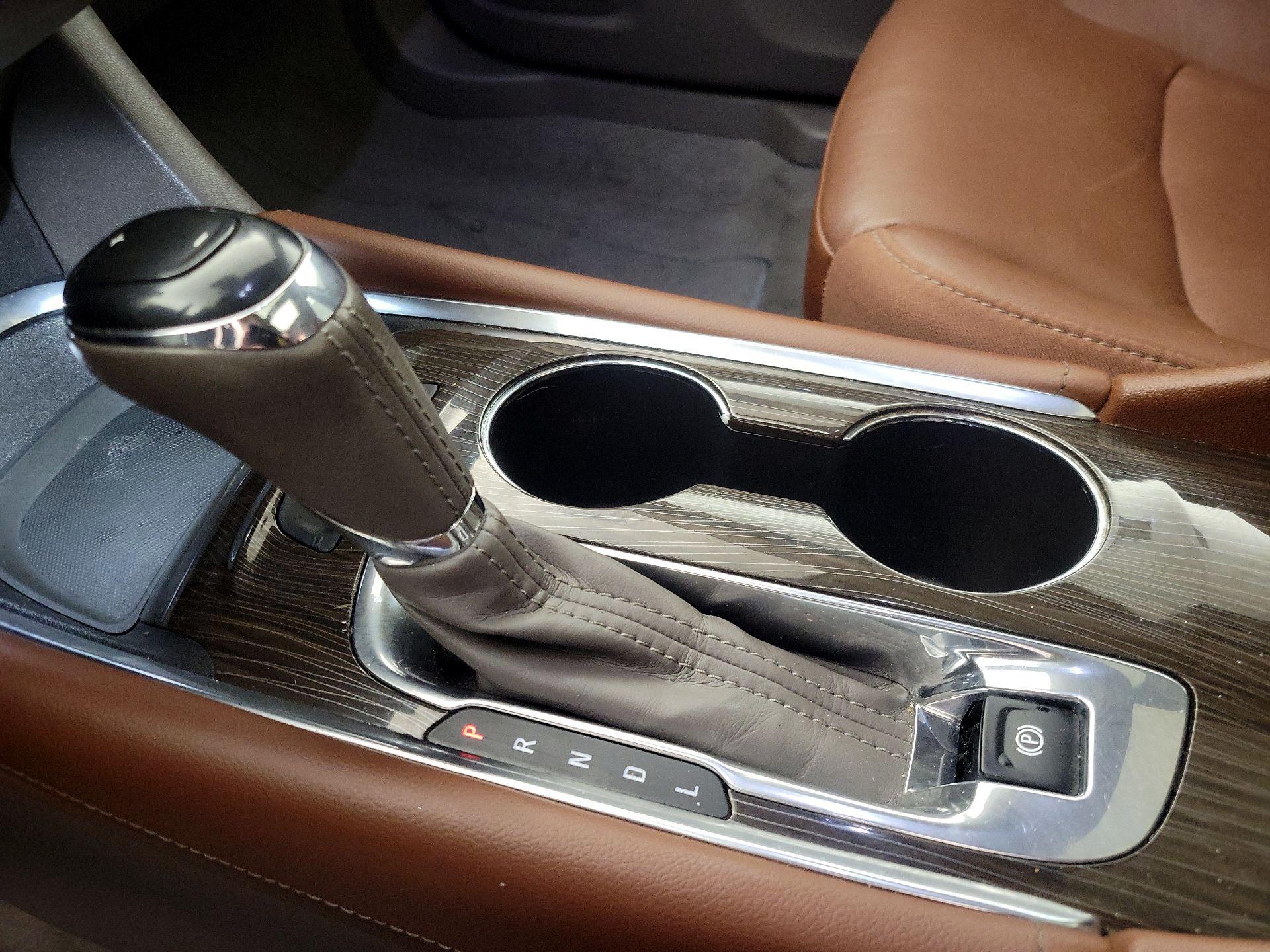 Thumbnail: 2016 Chevrolet Malibu - 17