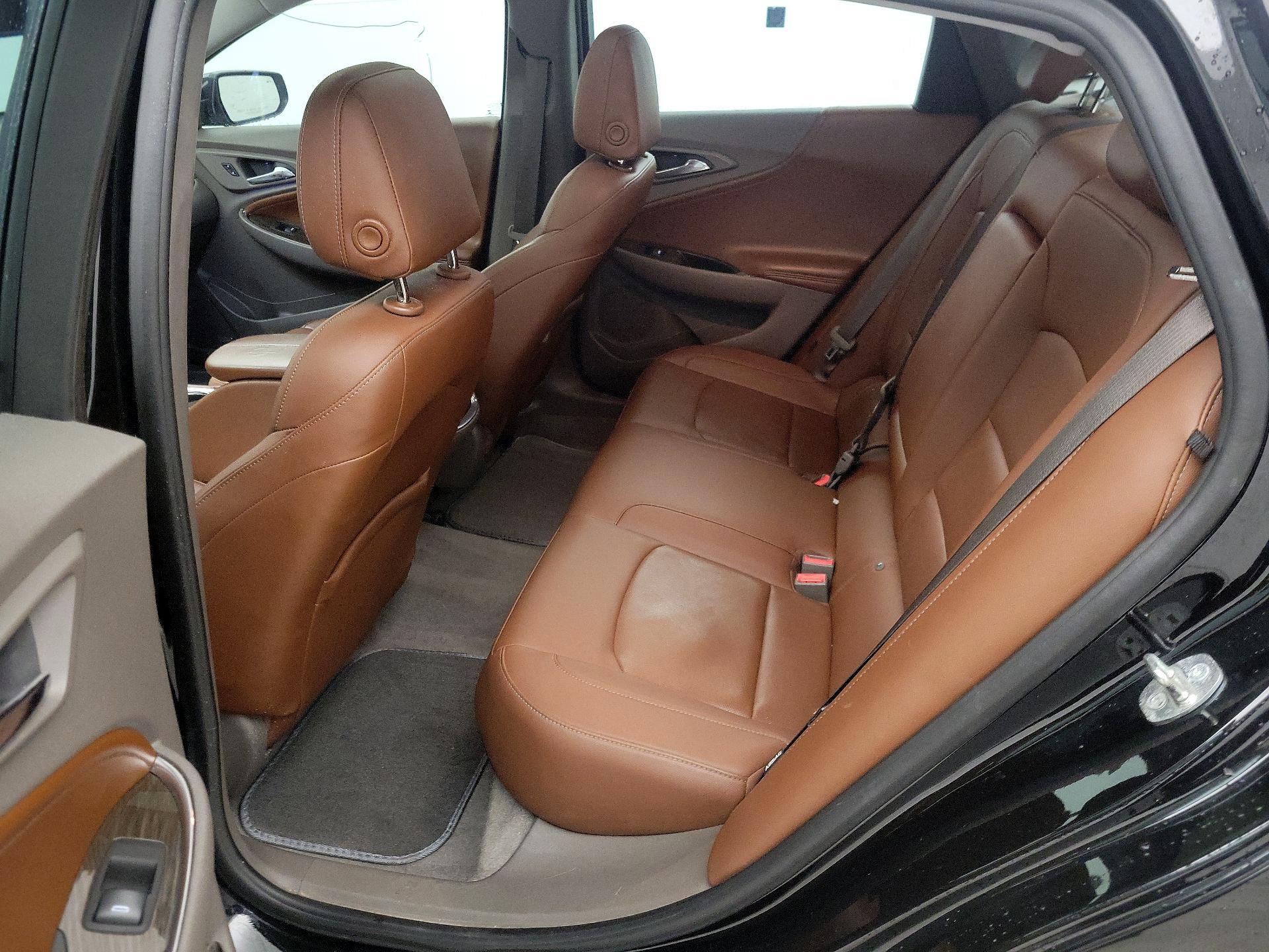 Thumbnail: 2016 Chevrolet Malibu - 20