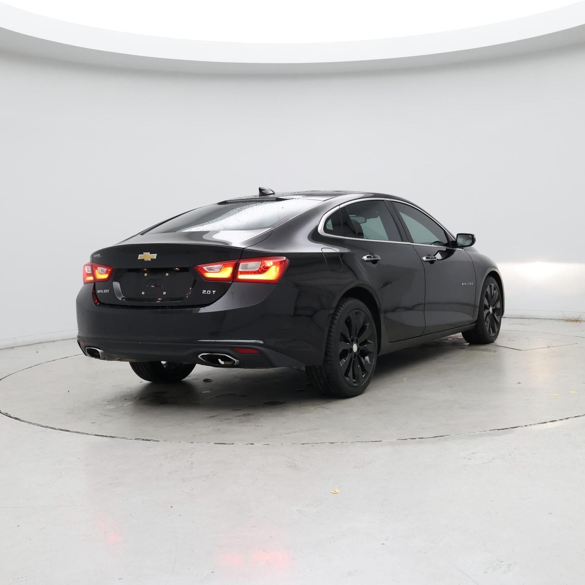 Thumbnail: 2016 Chevrolet Malibu - 8