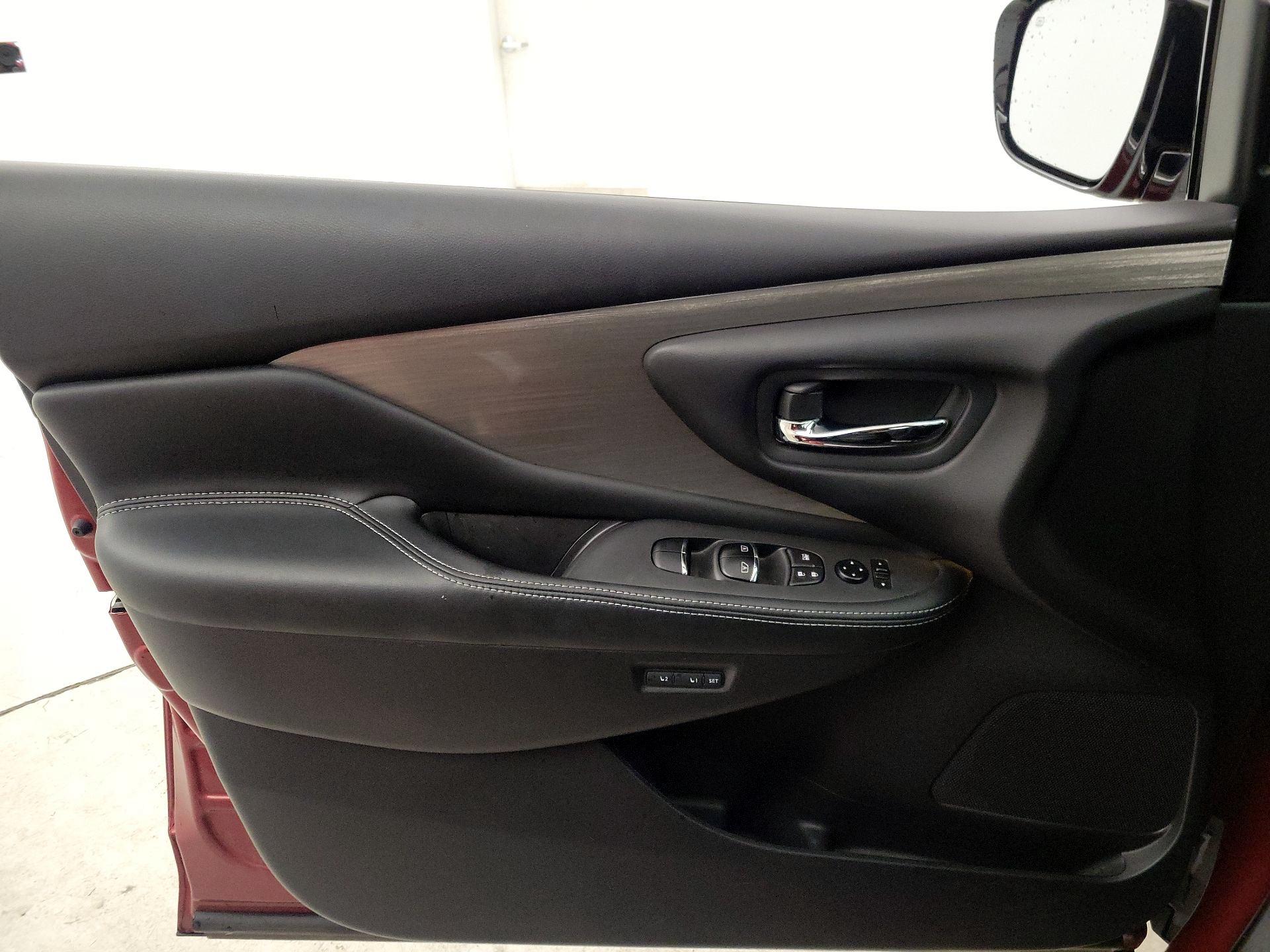 Thumbnail: 2016 Nissan Murano - 12