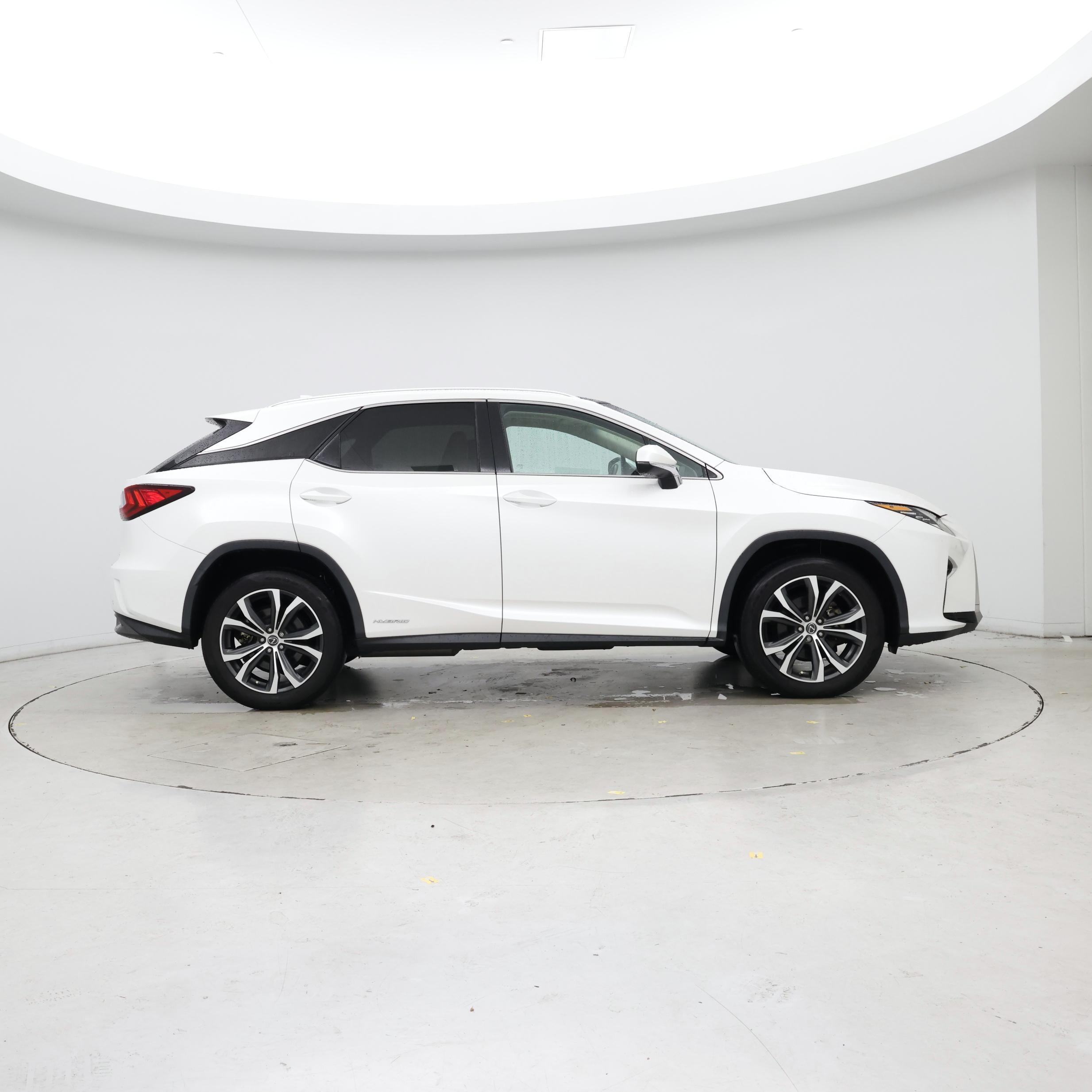 Thumbnail: 2018 Lexus RX - 7