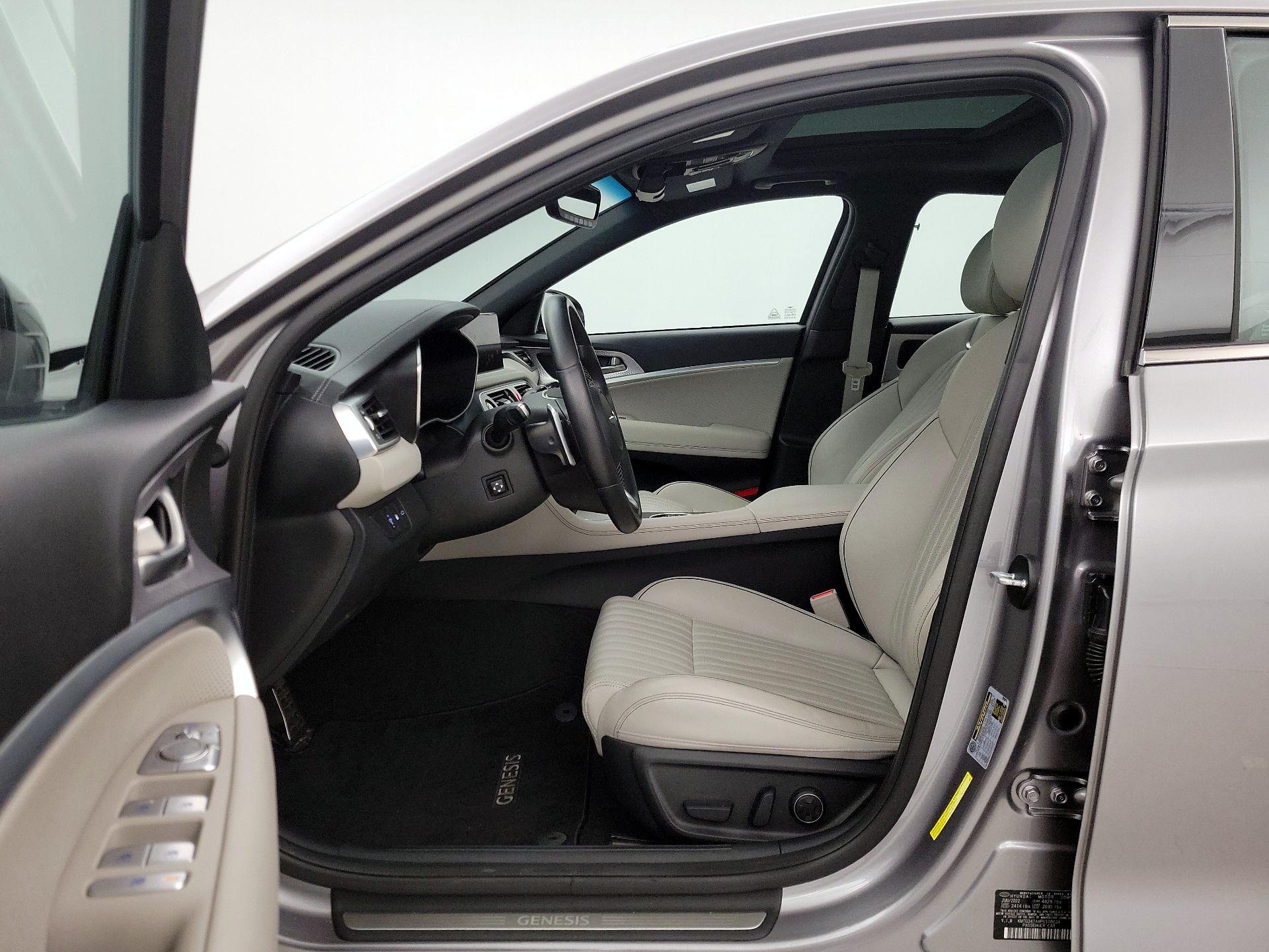 Thumbnail: 2023 Genesis G70 - 11