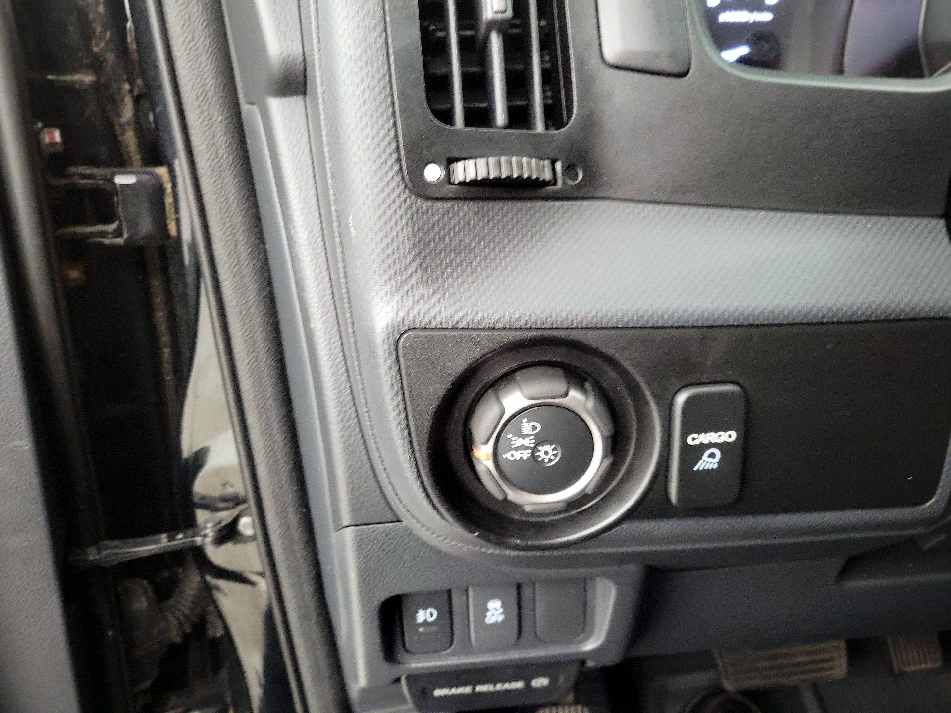 Thumbnail: 2014 Honda Ridgeline - 13