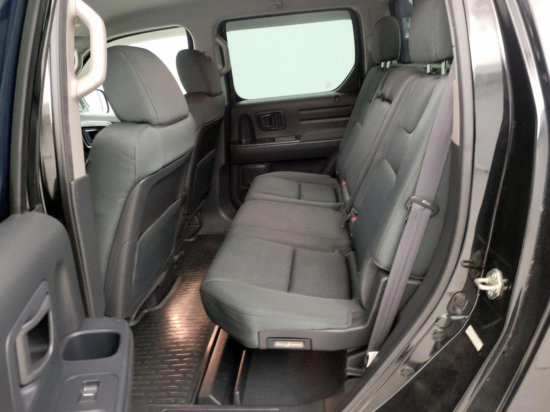 Thumbnail: 2014 Honda Ridgeline - 18