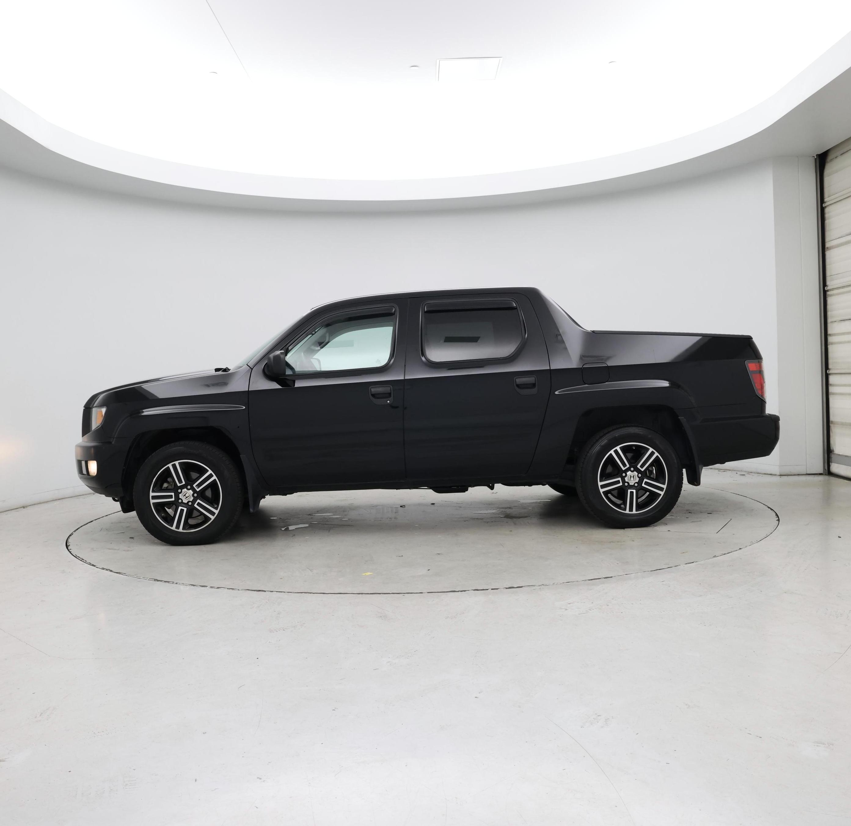 Thumbnail: 2014 Honda Ridgeline - 3