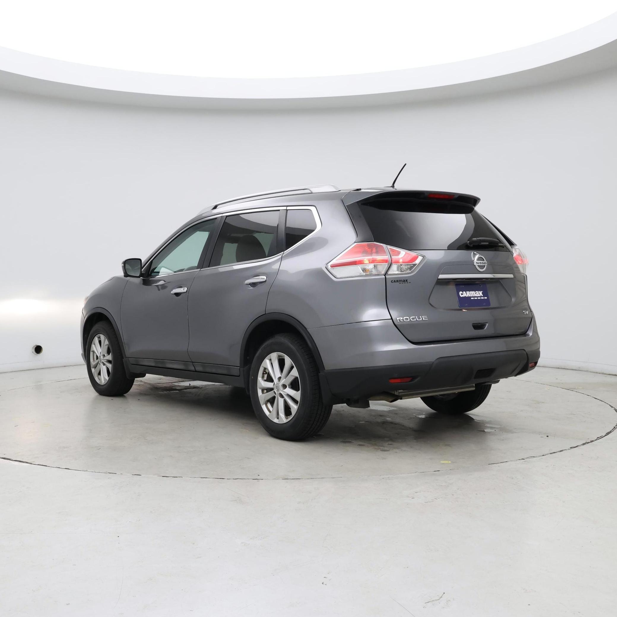 Thumbnail: 2015 Nissan Rogue - 2