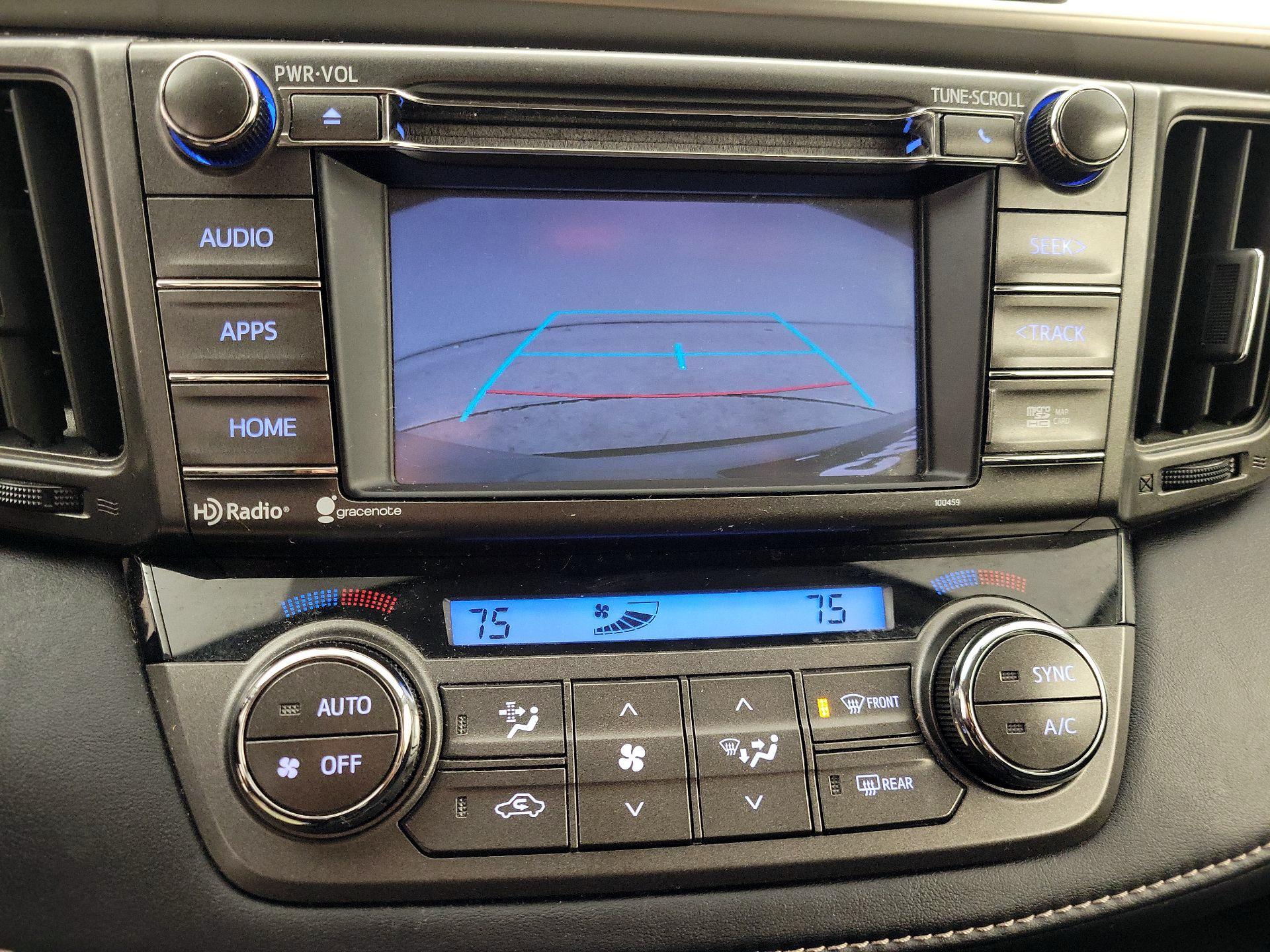 Thumbnail: 2015 Toyota RAV4 - 14