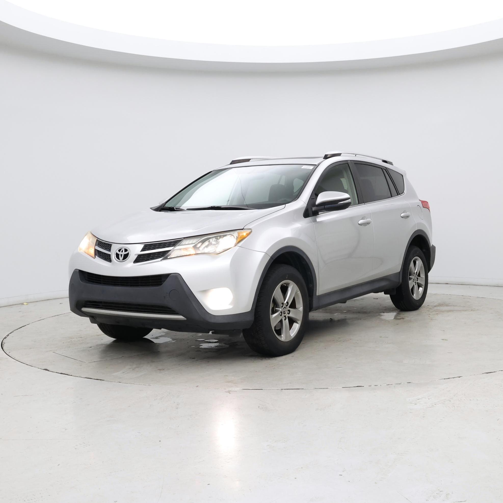 Thumbnail: 2015 Toyota RAV4 - 4