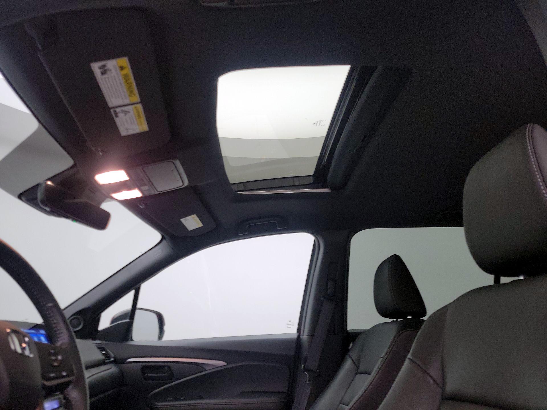 Thumbnail: 2022 Honda Passport - 19