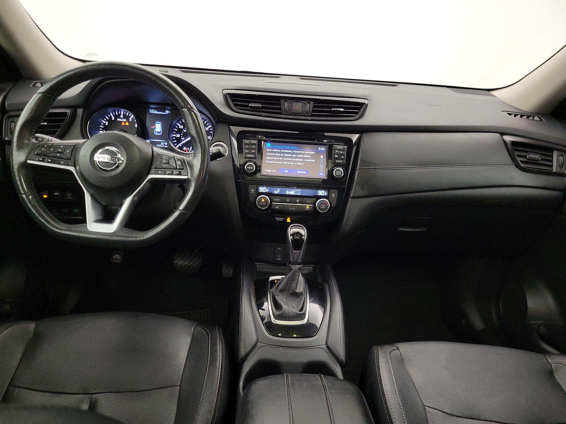 Thumbnail: 2017 Nissan Rogue - 9