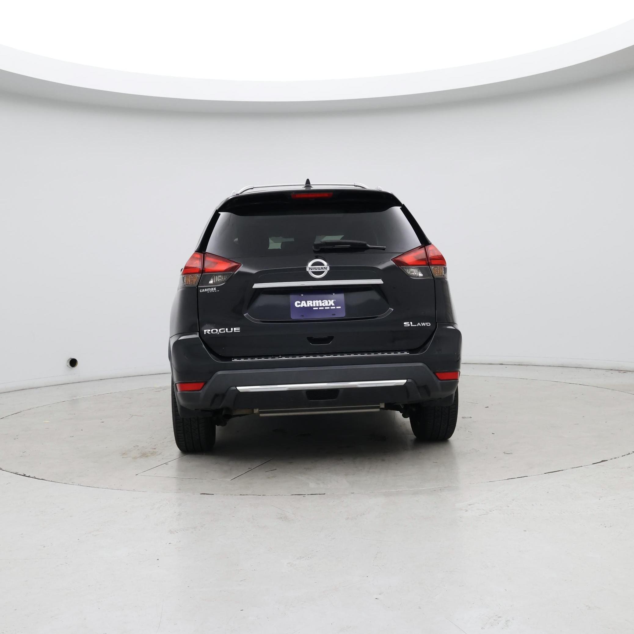 Thumbnail: 2017 Nissan Rogue - 6