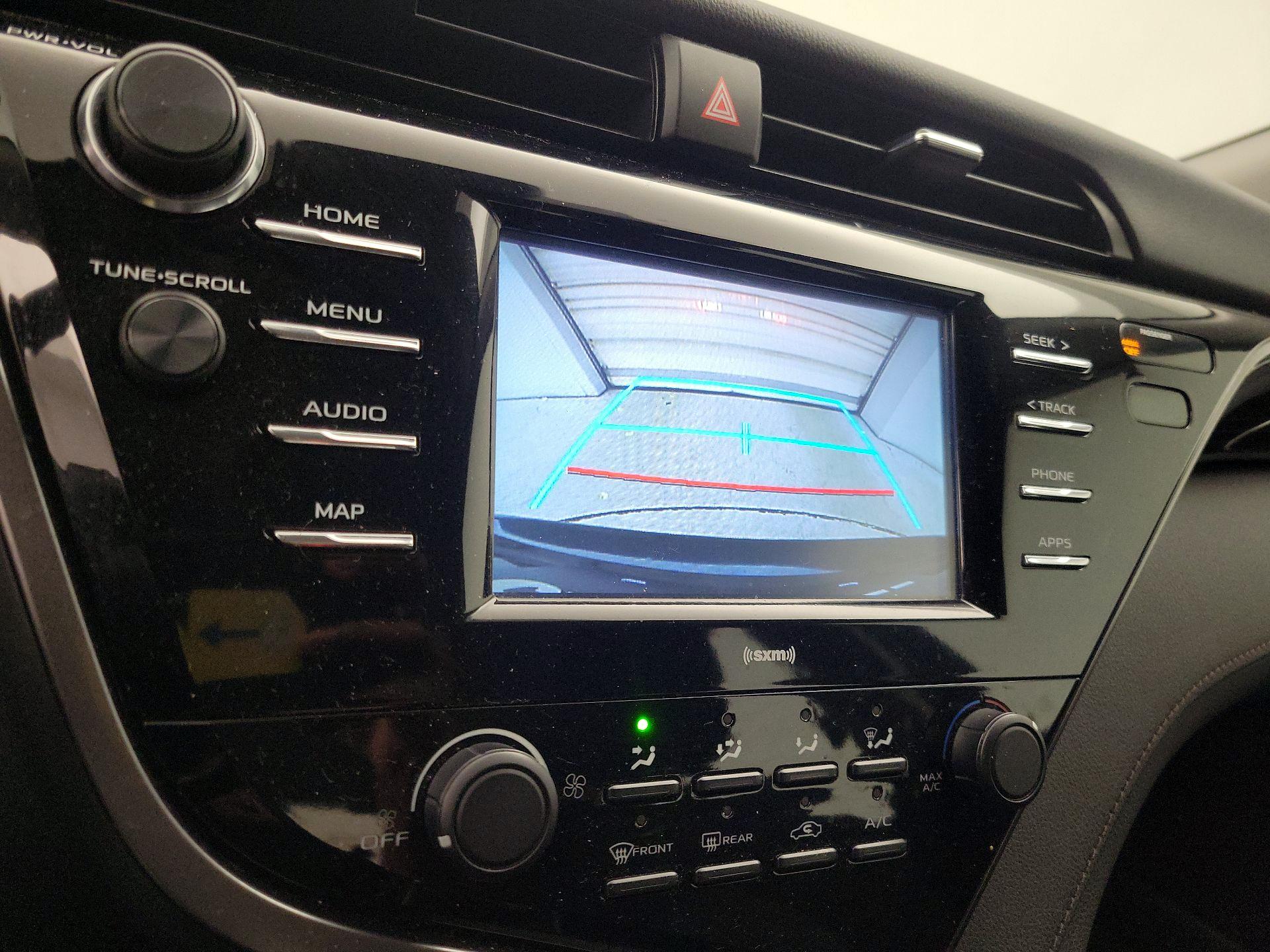 Thumbnail: 2020 Toyota Camry - 14