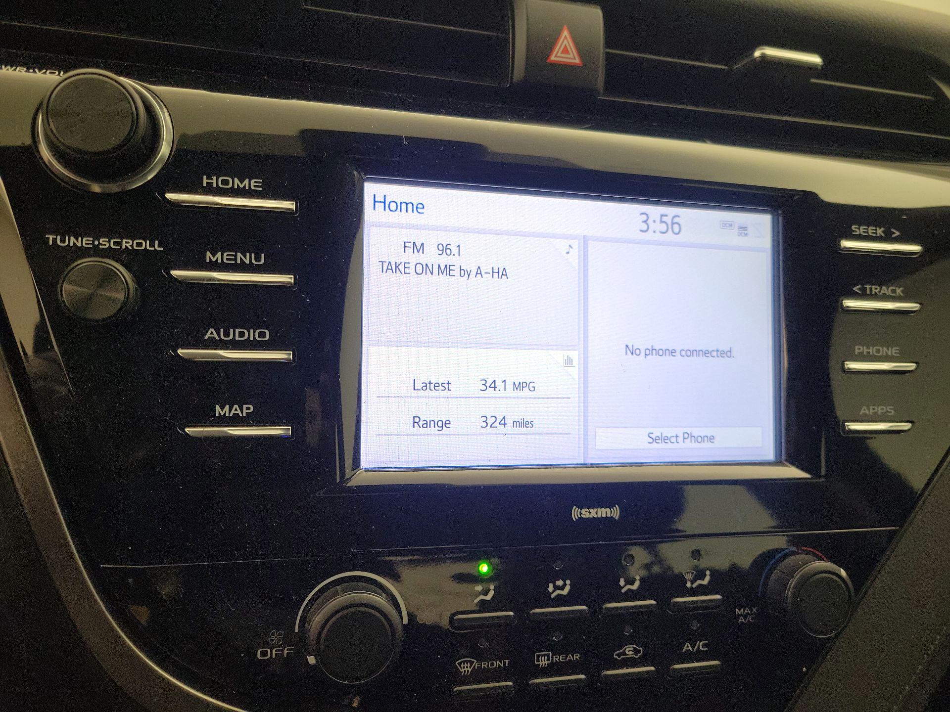 Thumbnail: 2020 Toyota Camry - 15